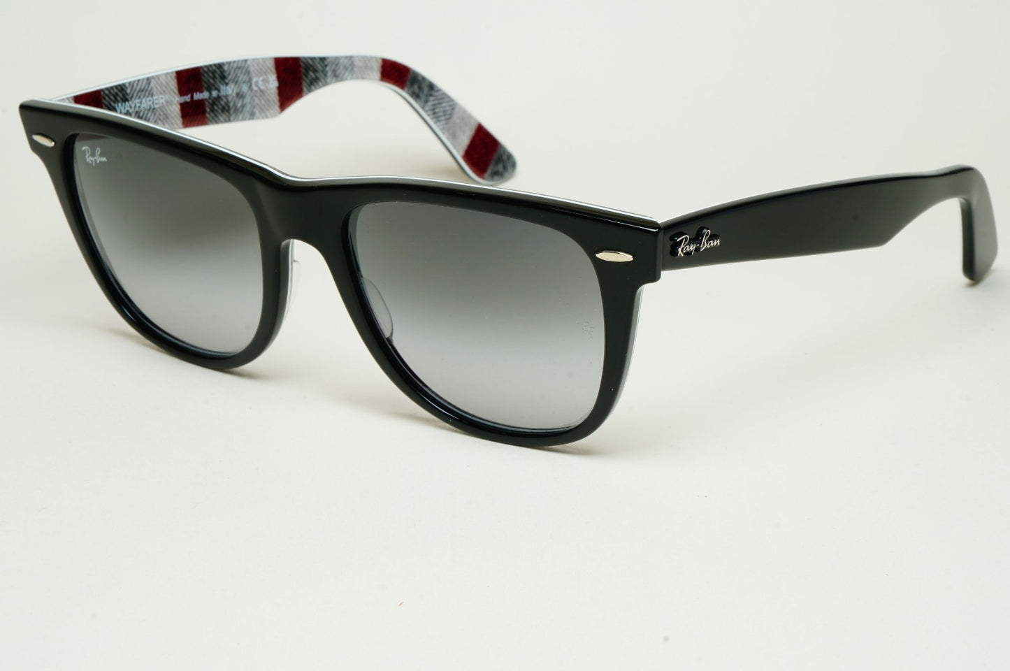Ray-Ban Sunglasses Wayfarer RB 2140 Black Grey Gradient 1318/3A 54mm Large