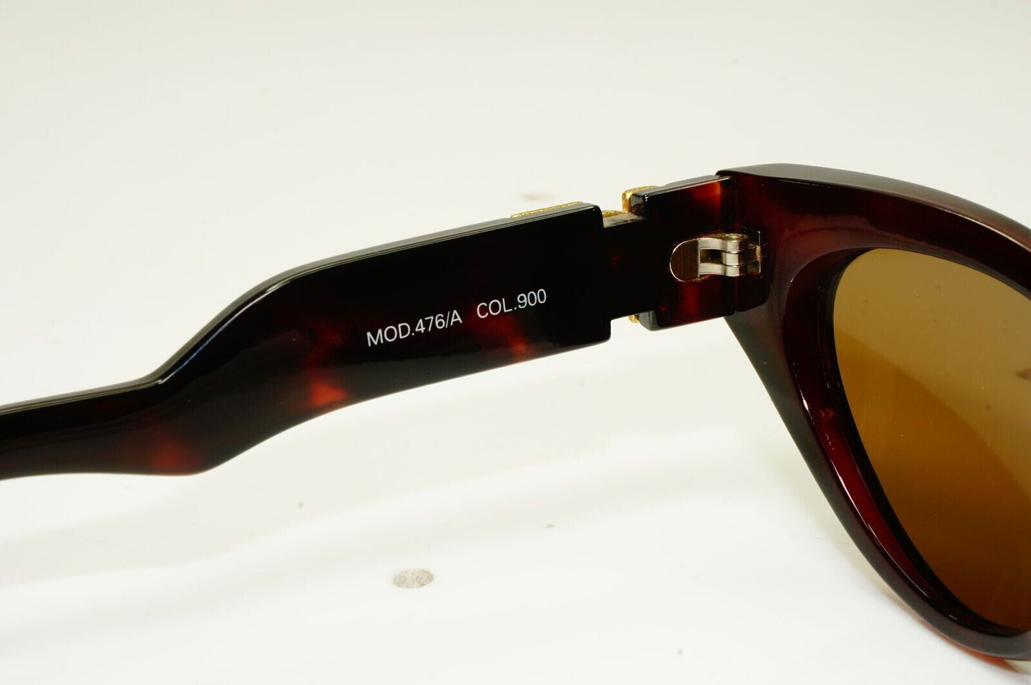 Gianni Versace Sunglasses 1996 Vintage Brown Gold Medusa MOD 476/A COL 900