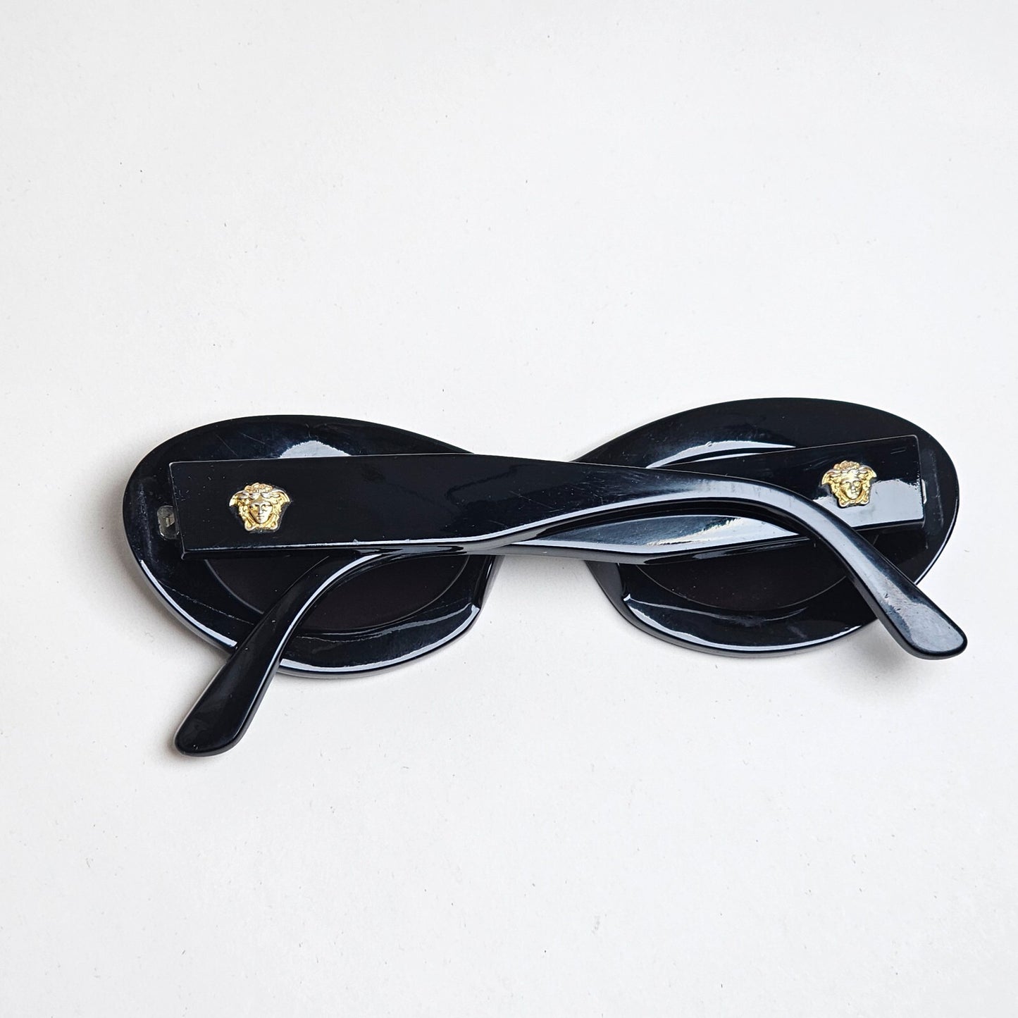 Gianni Versace Sunglasses 1995 Vintage Black Oval Medusa MOD 415 COL 852 140325