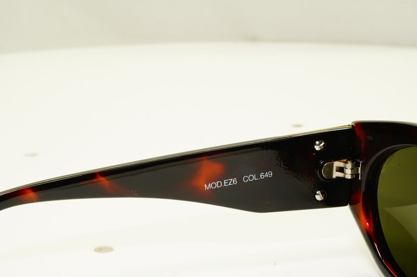 Versus 1995 Vintage Brown Gold Sunglasses by Gianni Versace MOD EZ6 COL 649