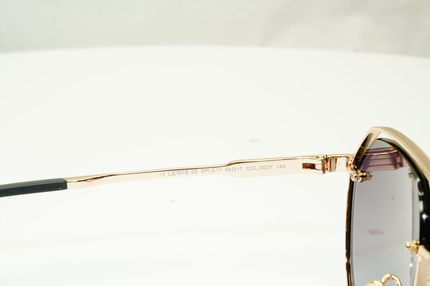 Police Lewis Hamilton F1 Sunglasses Blac kGradient Gold Pilot SPL E17 COL 302Y