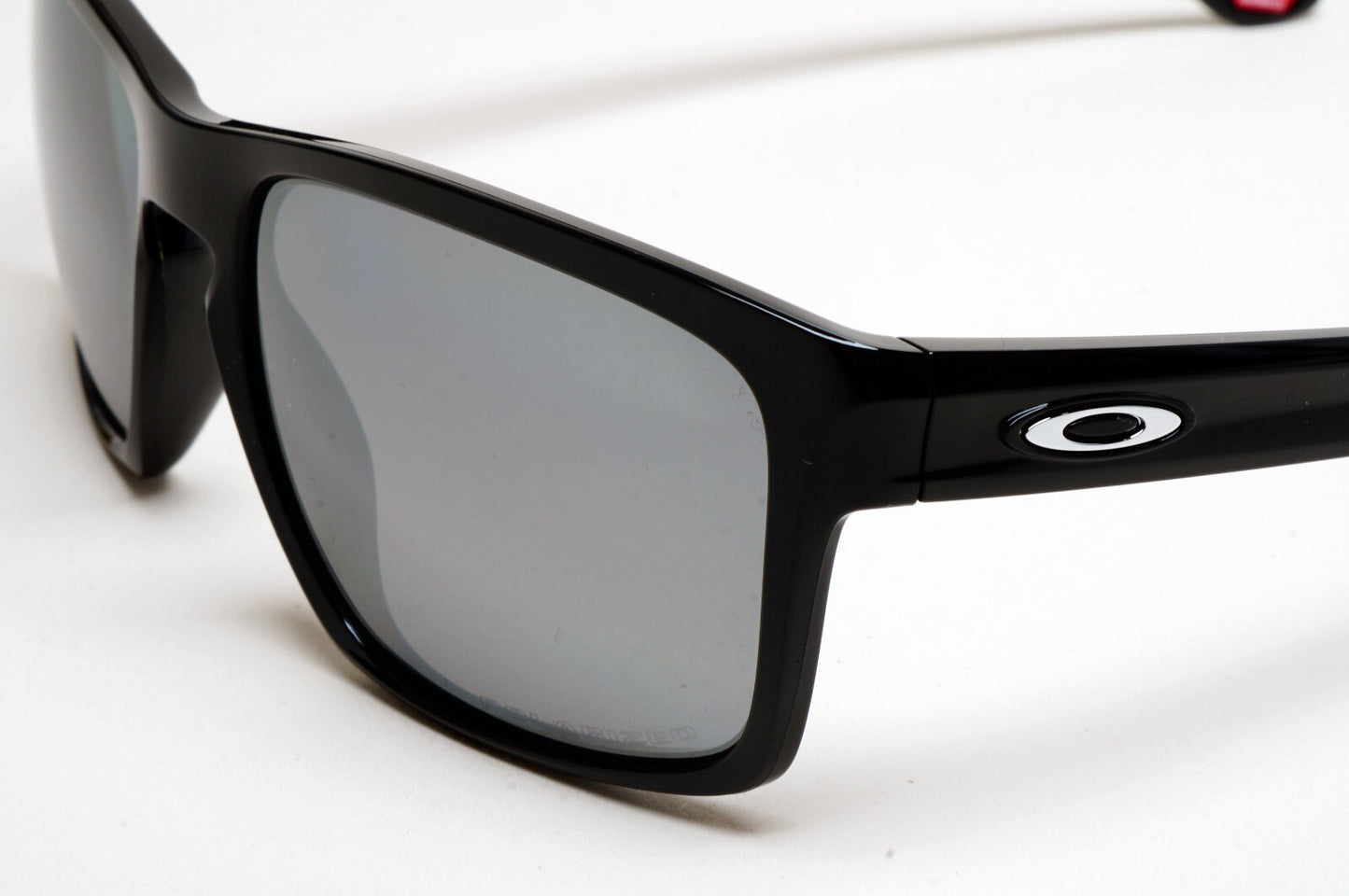 Oakley Sunglasses Polarized Sliver Black Polished Iridium Glossy OO 9262 09
