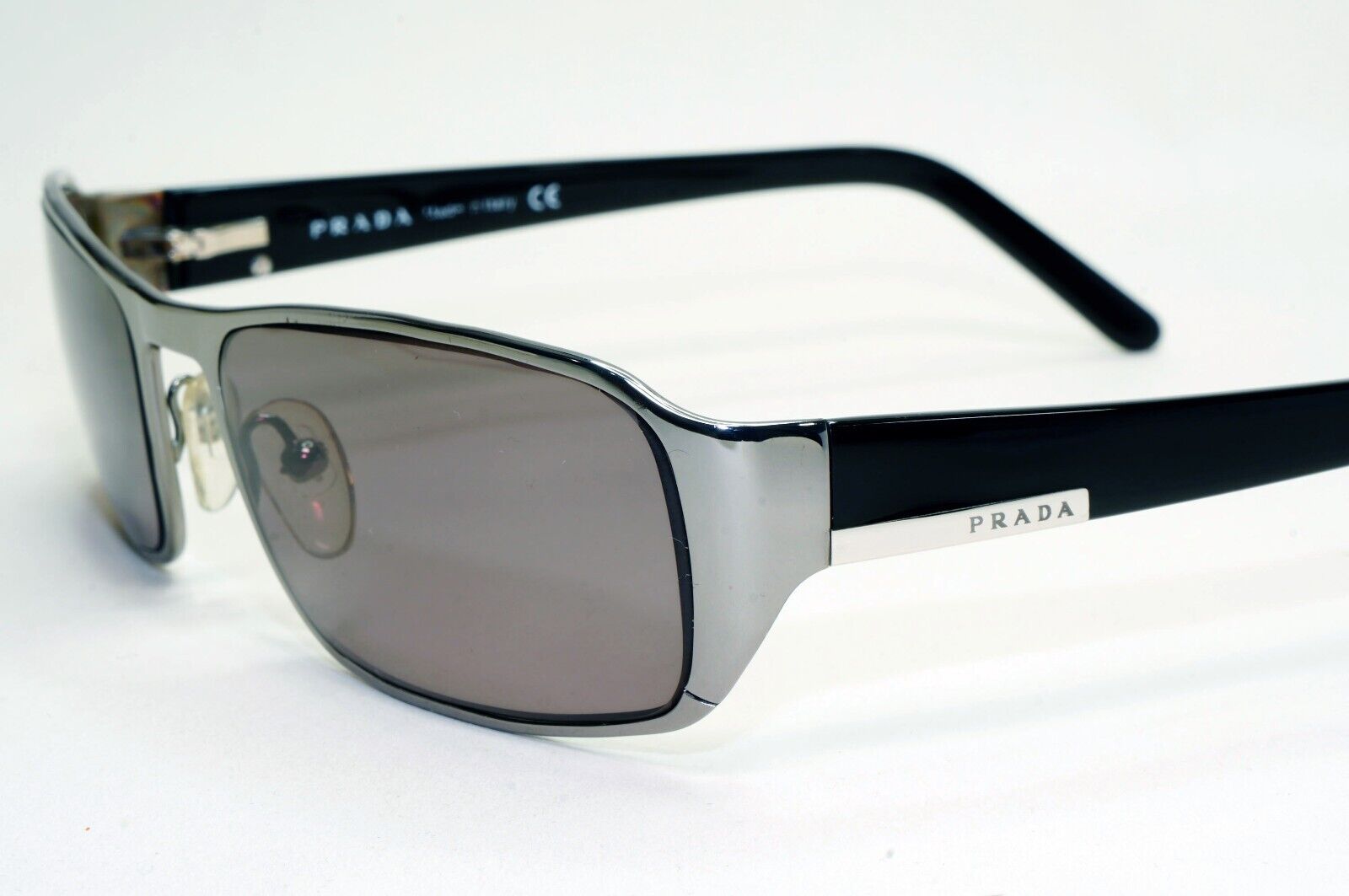 Prada Sunglasses 2006 Vintage Gunmetal Black Grey PR52FS SPR 52F 5AV-1A1 250924
