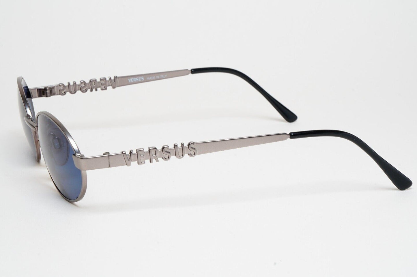 Versus Sunglasses 1996 by Gianni Versace Vintage Gunmetal Blue MOD R26 COL 948