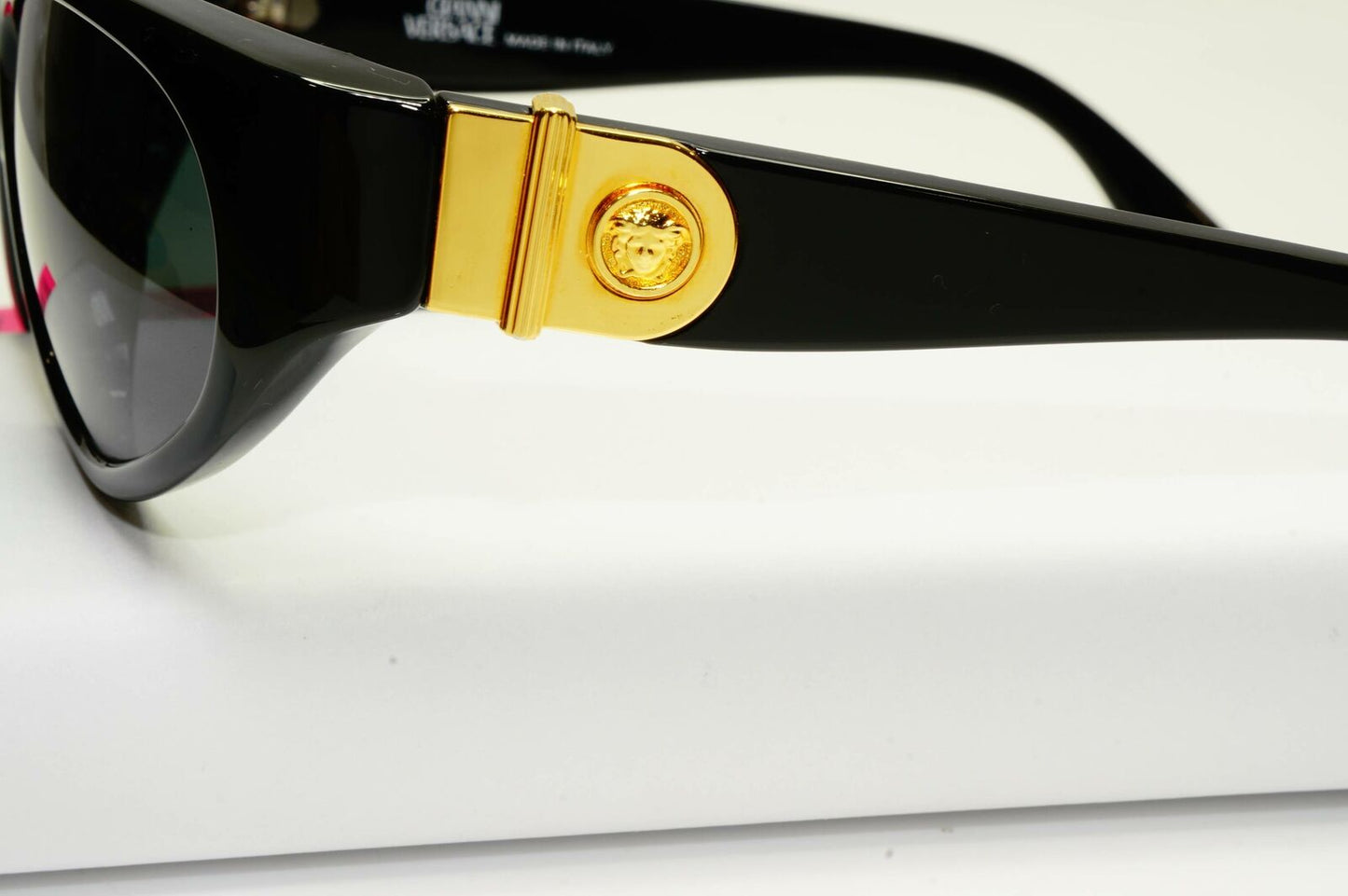 Gianni Versace 1996 Mens Vintage Black Gold Medusa Sunglasses MOD 408 COL 852