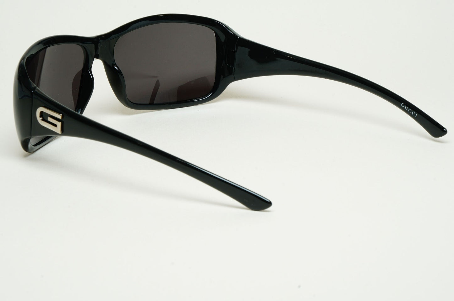 Gucci Sunglasses 2002 Vintage Black Retro Wrap GG 2550/N/S D28 58mm 140325