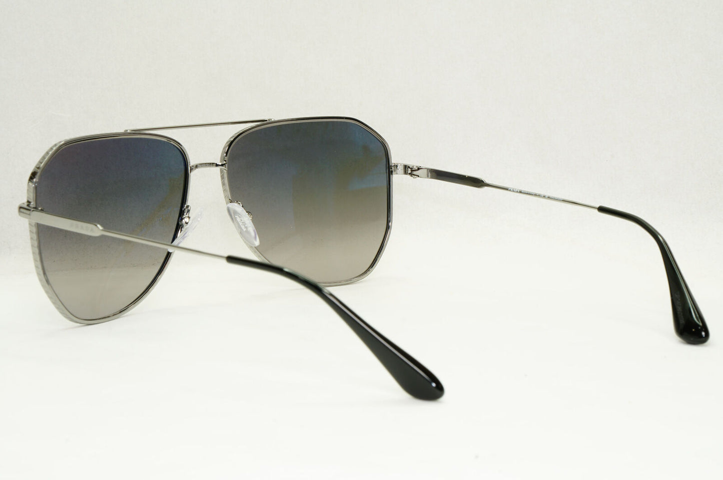 Prada Sunglasses Polarized Glass Lens Gunmetal Grey Smoke PR63XS SPR 63X 5AV-09G