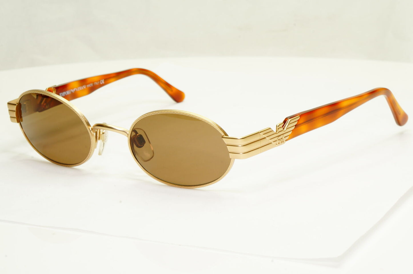 Emporio Armani 1997 Vintage Sunglasses Mens Womens Womens Gold Eagle 054 904