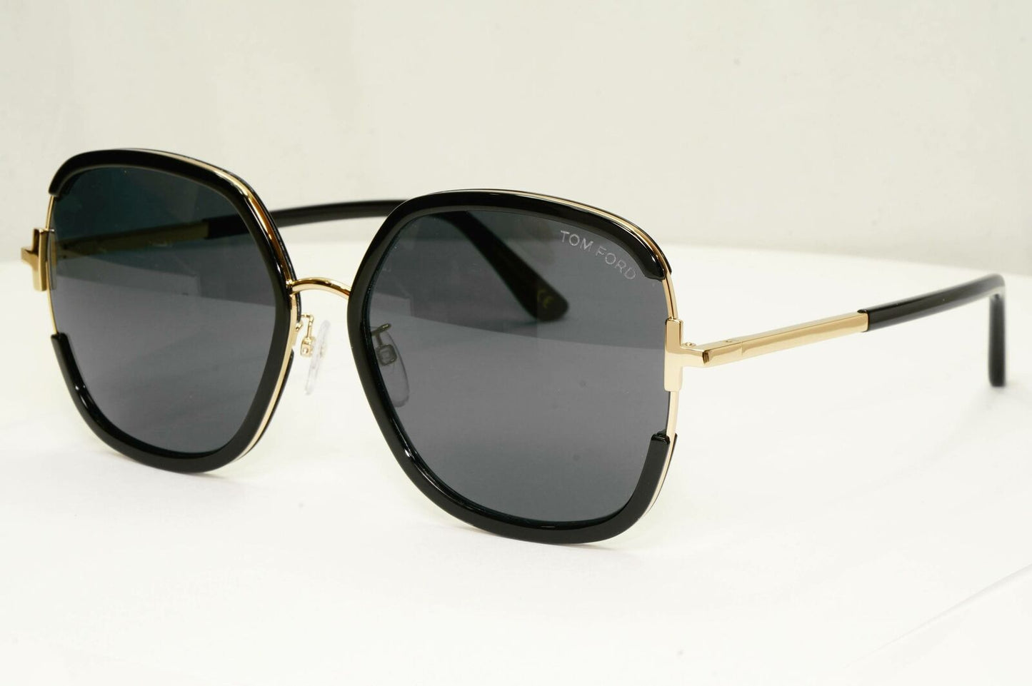 Authentic Tom Ford Womens Black Gold Oversized Large Sunglasses TF 809 K 01A