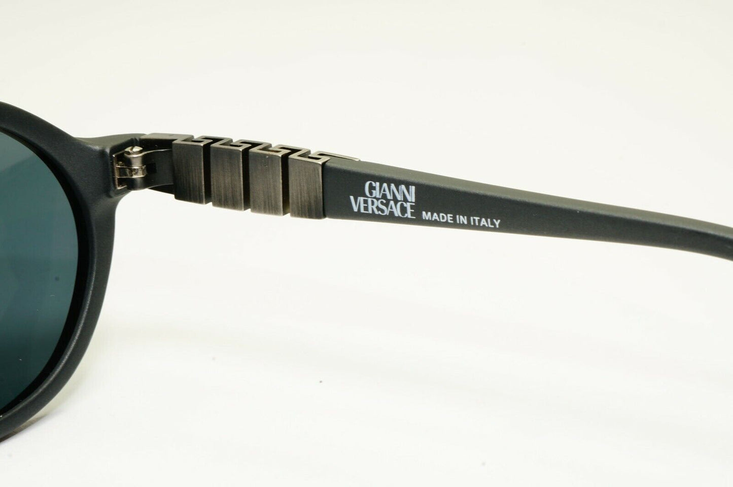 Gianni Versace 1996 Mens Vintage Charcoal Grey Pilot Sunglasses MOD 535 COL 789