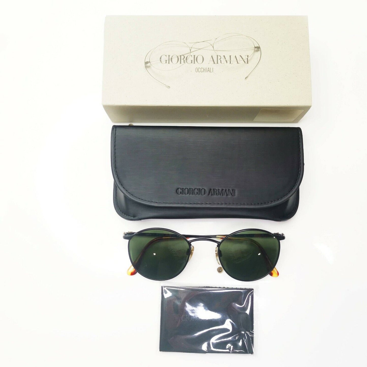 Authentic Giorgio Armani 1997 Vintage Sunglasses Black Green Mens Womens 132 748