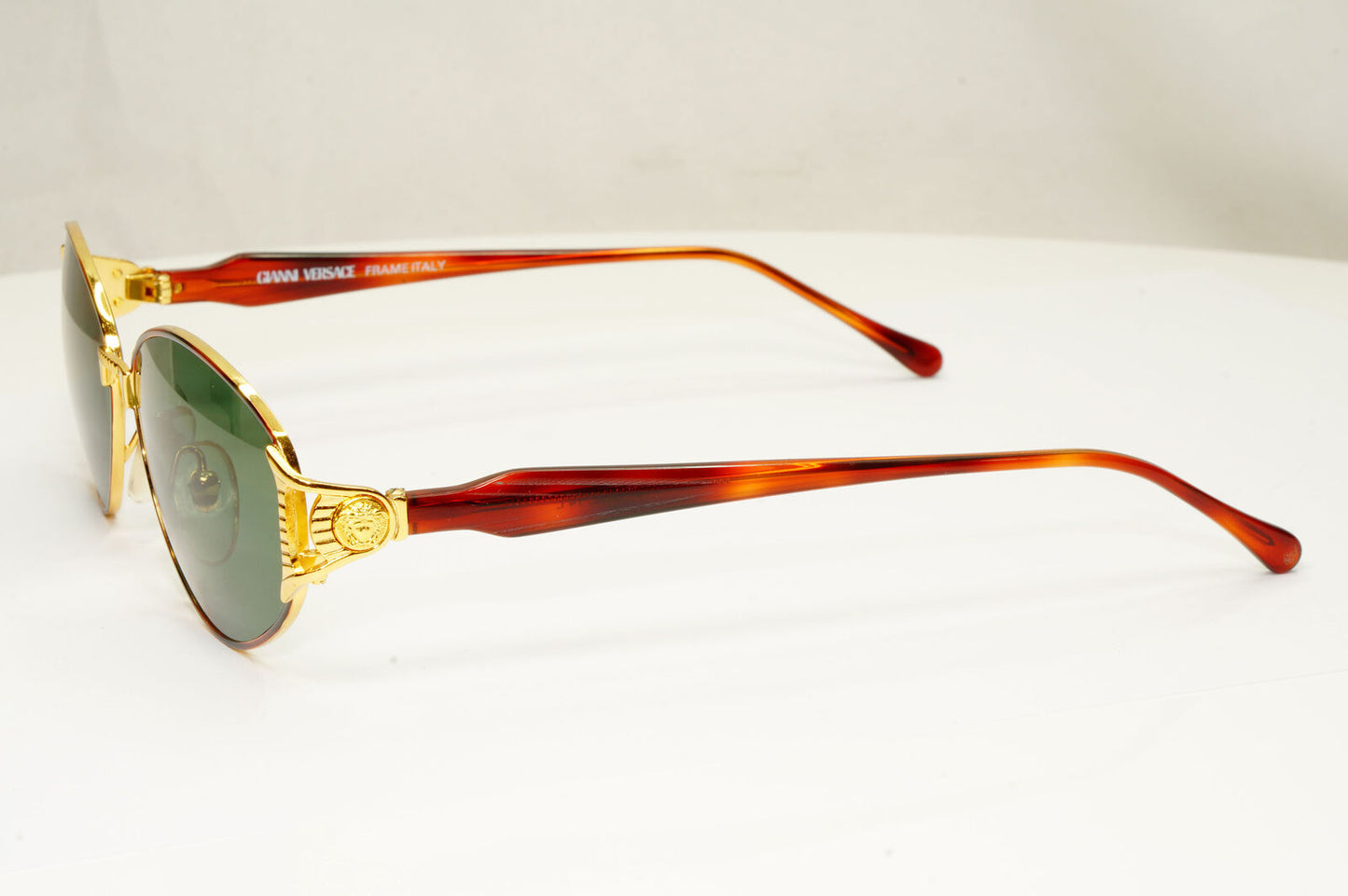 Gianni Versace 1995 Vintage Gold Medusa Unisex Green Sunglasses MOD G46 COL 14L