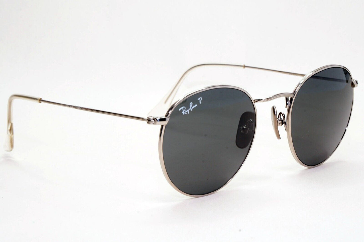 Ray-Ban Sunglasses Round Titanium Polarized Silver Black RB 8247 9209/48 50mm