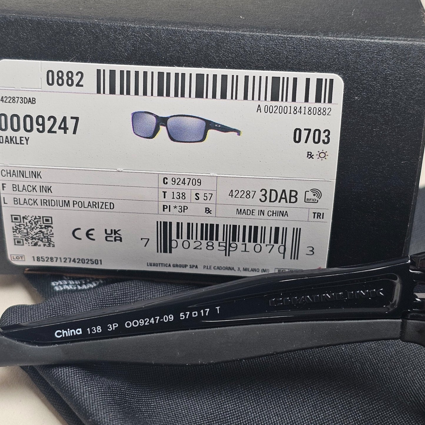 Oakley Sunglasses Polarized Chainlink Black Ink Iridium Glossy OO 9247 09