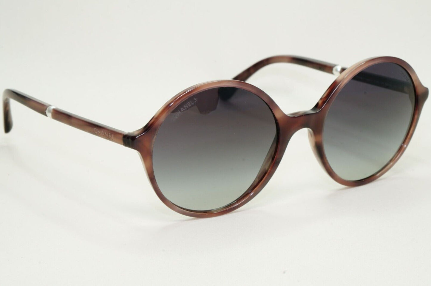 Chanel Sunglasses Pearl Brown Tortoiseshell Grey Gradient Round 5391-H c.1641/S6