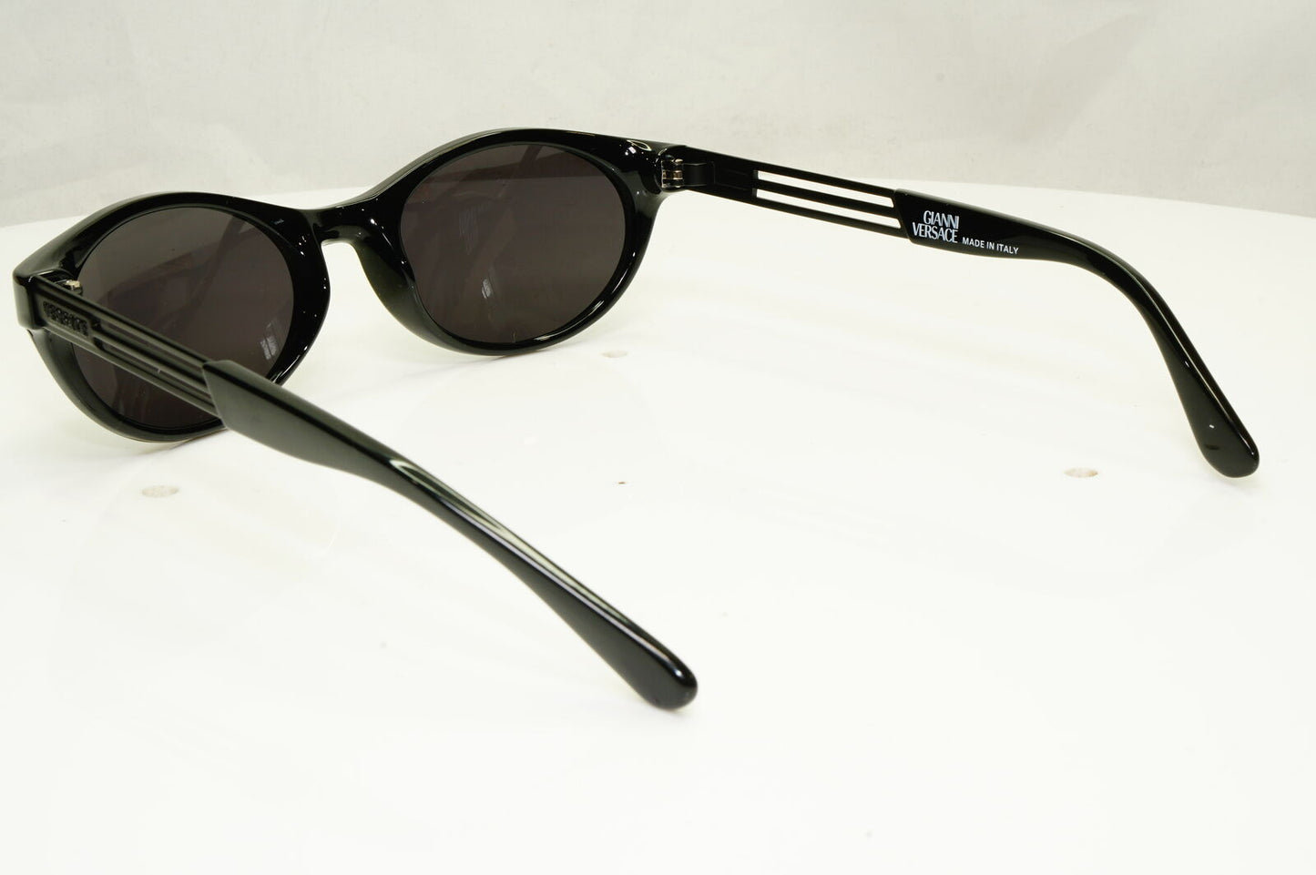Gianni Versace 1996 Mens Unisex Vintage Black Sunglasses MOD 453/A COL 852