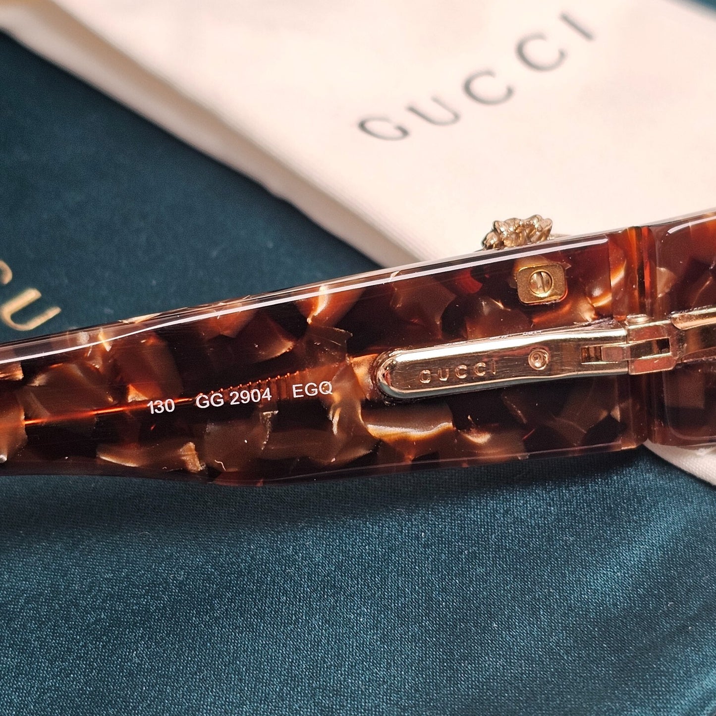 Gucci Sunglasses 2004 Vintage Gold Bee Brown Havana Rectangle GG 2904 EGQ 52mm A