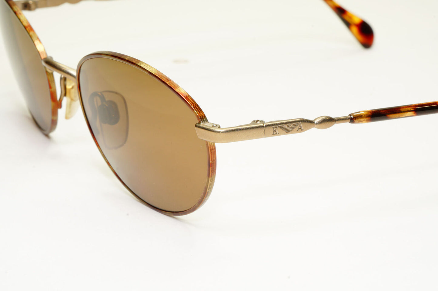 Emporio Armani 1997 Vintage Sunglasses Mens Womens Oval Brown Havana 069-S 1048