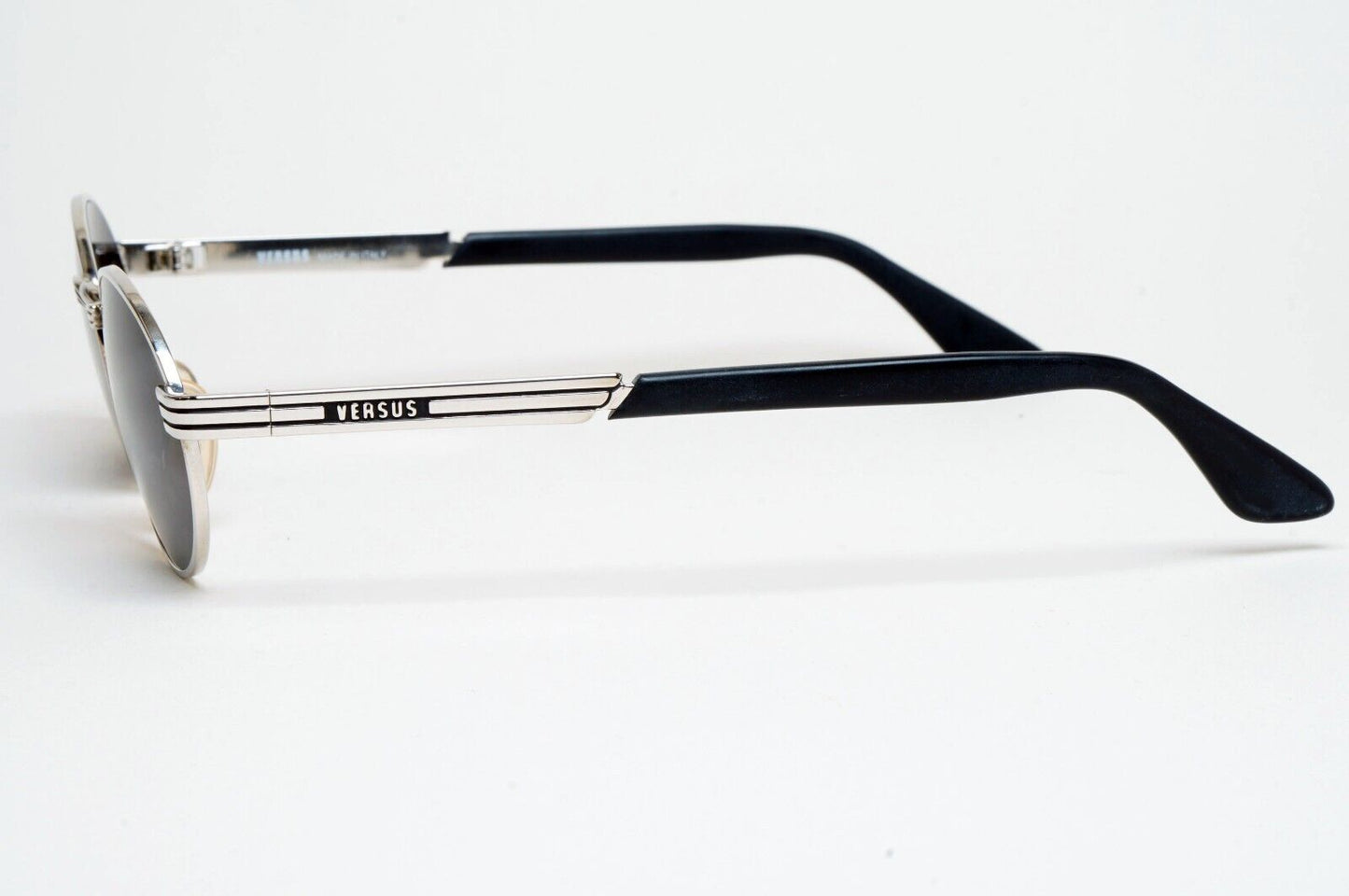Versus Sunglasses 1996 by Gianni Versace Vintage Silver Oval MOD F07 COL 12M