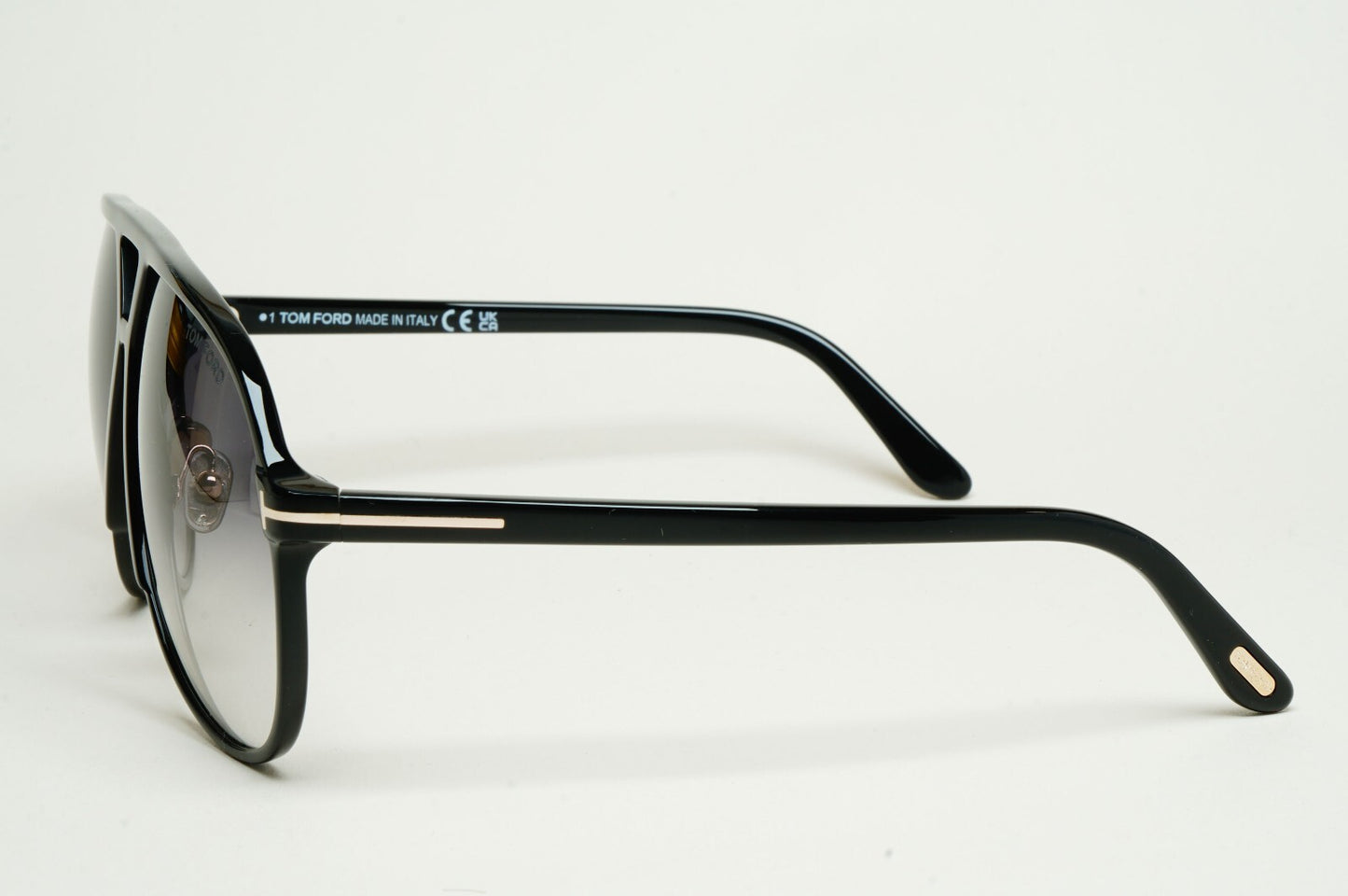 Tom Ford Sunglasses Bertrand Black Pilot Grey Gradient Large FT1061 TF 1061 01B
