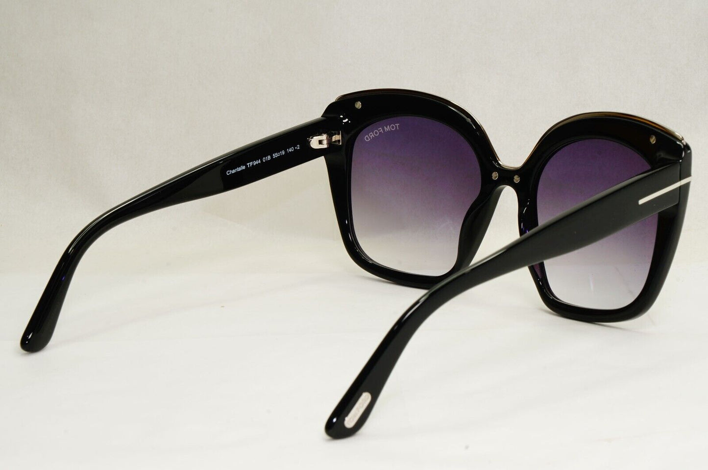 Tom Ford Sunglasses Chantalle Black Grey Gradient Large FT0944 TF 944 01B 55mm