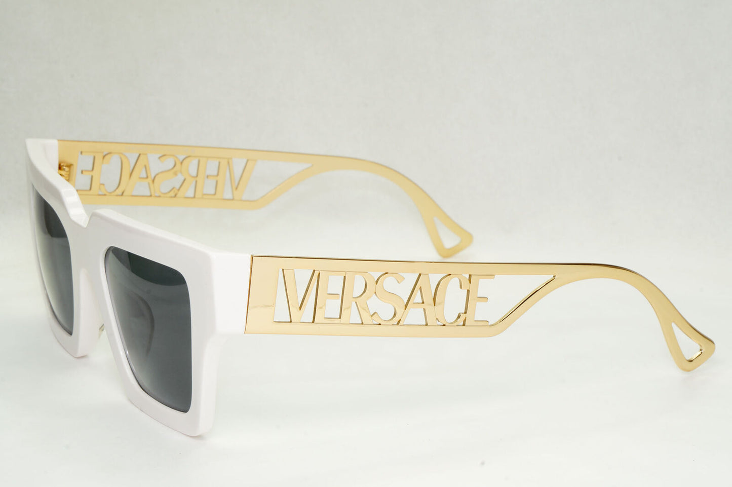 Versace Sunglasses White Gold Letters Big Logo Square MOD VE 4431-F 401/87 50mm