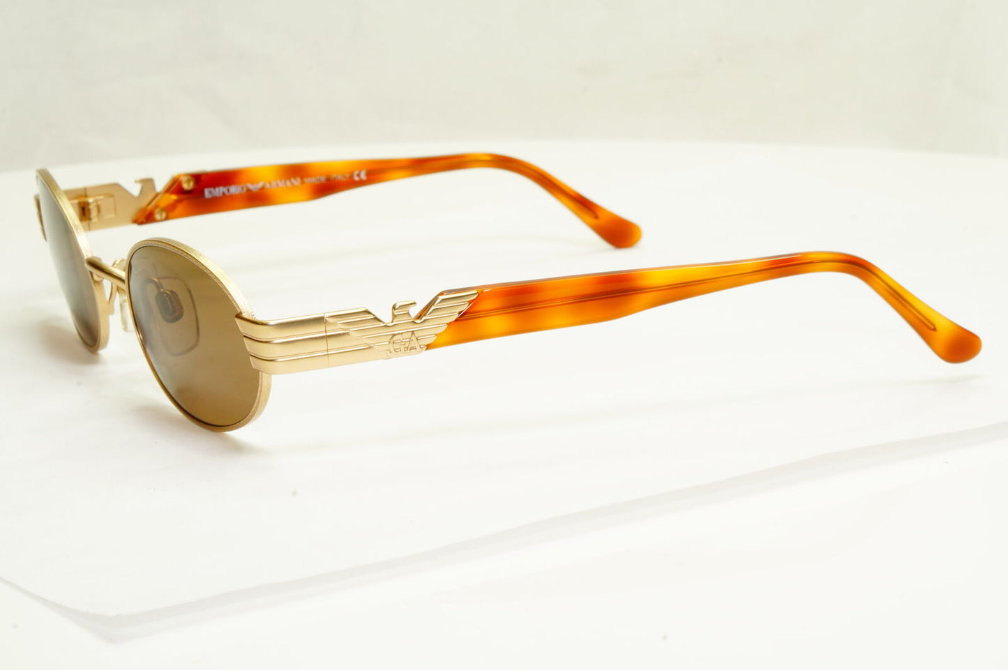 Emporio Armani 1997 Vintage Sunglasses Mens Womens Womens Gold Eagle 054 904