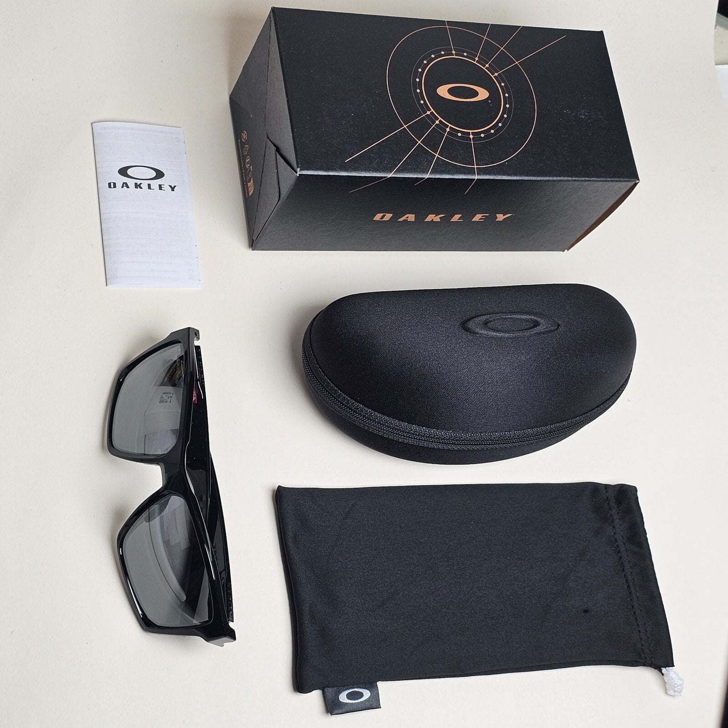 Oakley Sunglasses Polarized Targetline Black Polished Iridium Glossy OO 9397 08