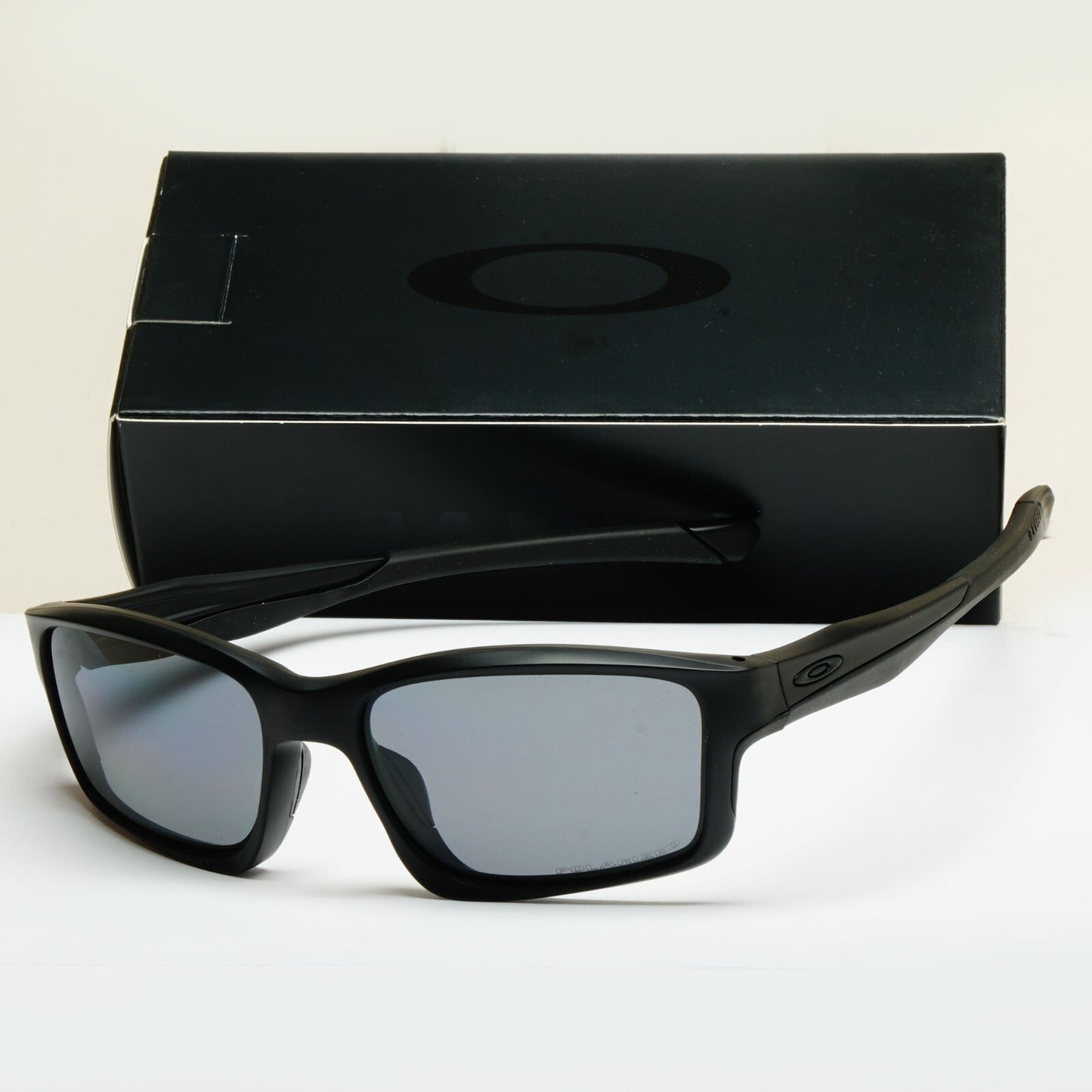 Oakley Sunglasses Polarized Chainlink Black Matte Grey Square OO 9247 15