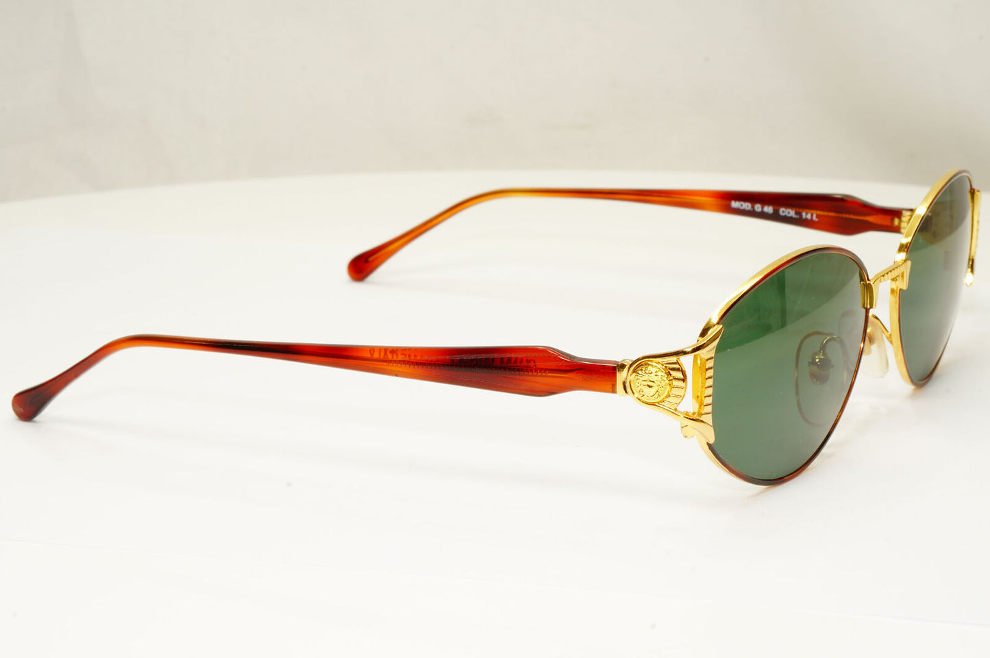 Gianni Versace 1995 Vintage Gold Medusa Unisex Green Sunglasses MOD G46 COL 14L