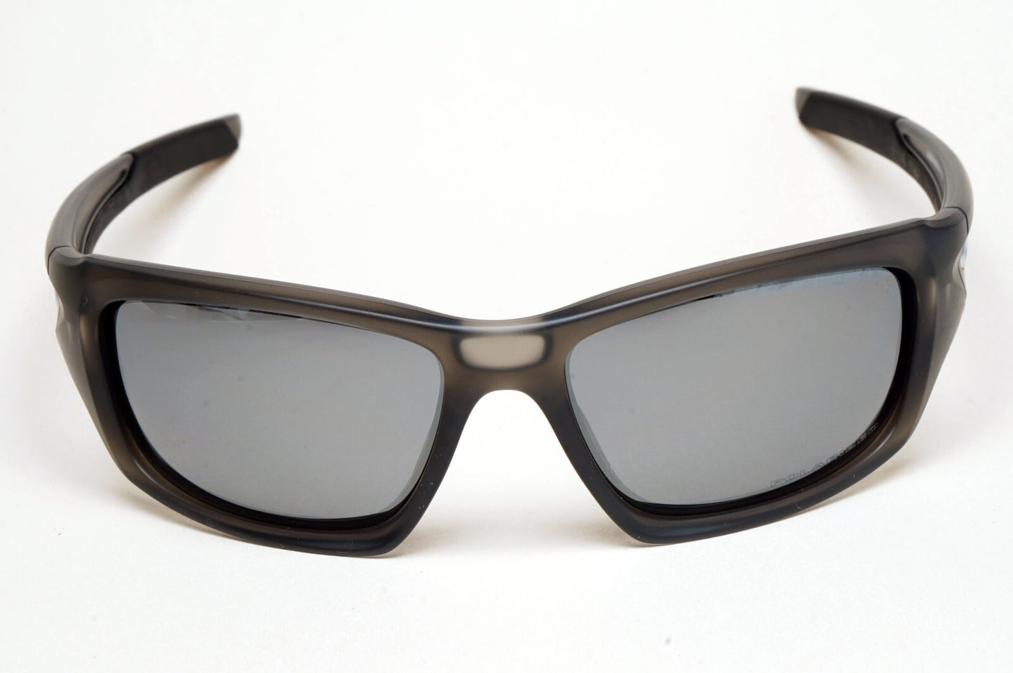 Oakley Sunglasses Polarized Valve Grey Matte Black Iridium OO 9236 Valve 06