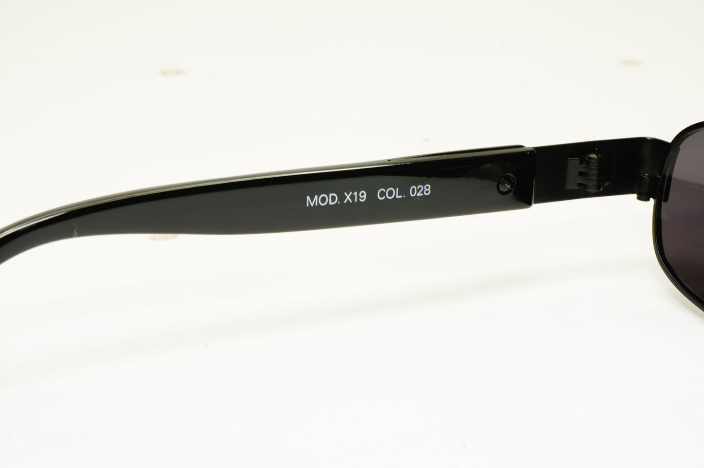 Gianni Versace 1996 Vintage Mens Metal Black Medusa Sunglasses MOD X19 COL 028
