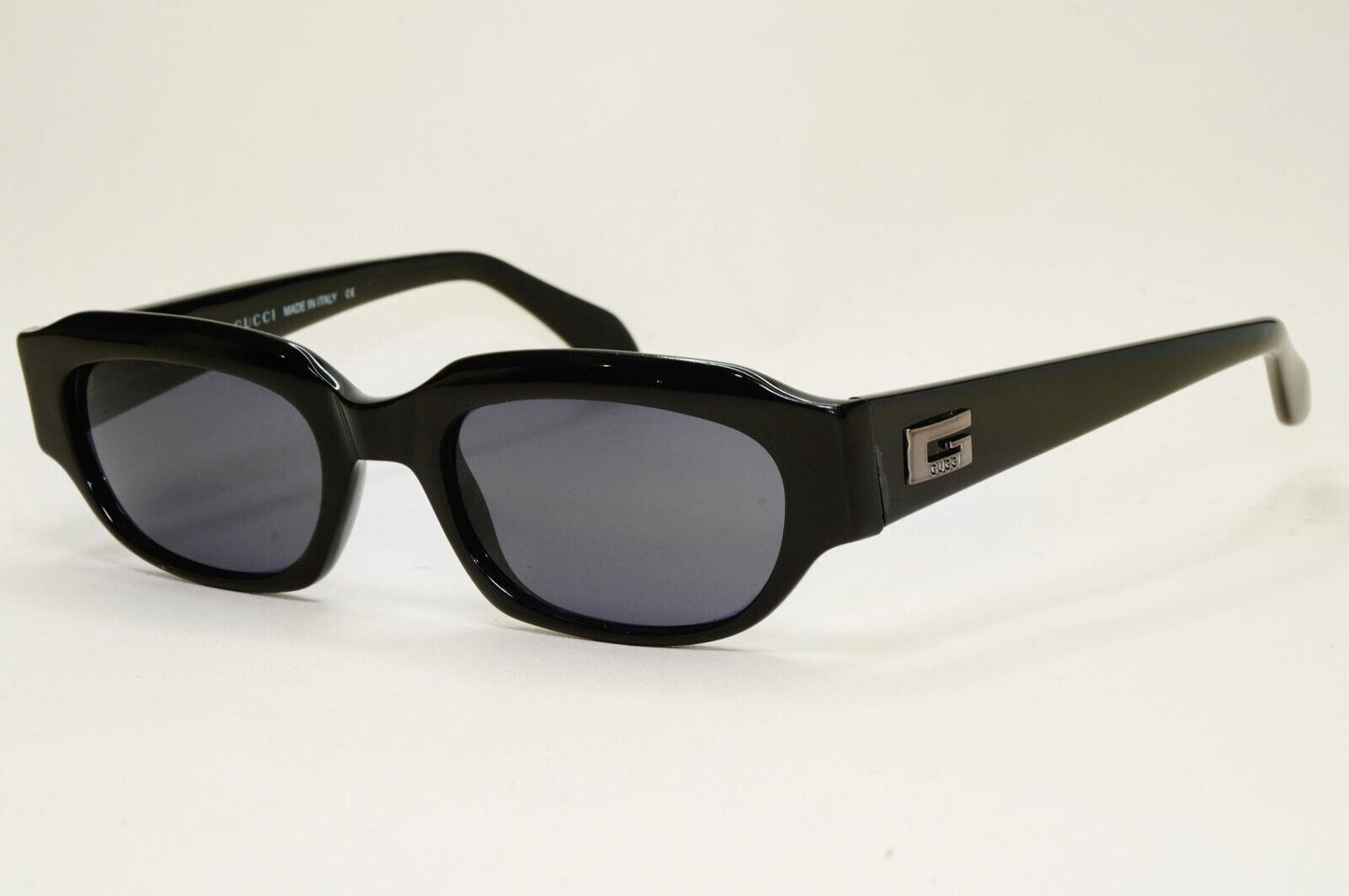 Gucci Sunglasses 1998 Vintage Black Rectangle Grey GG 2425/S 807 50mm 011124
