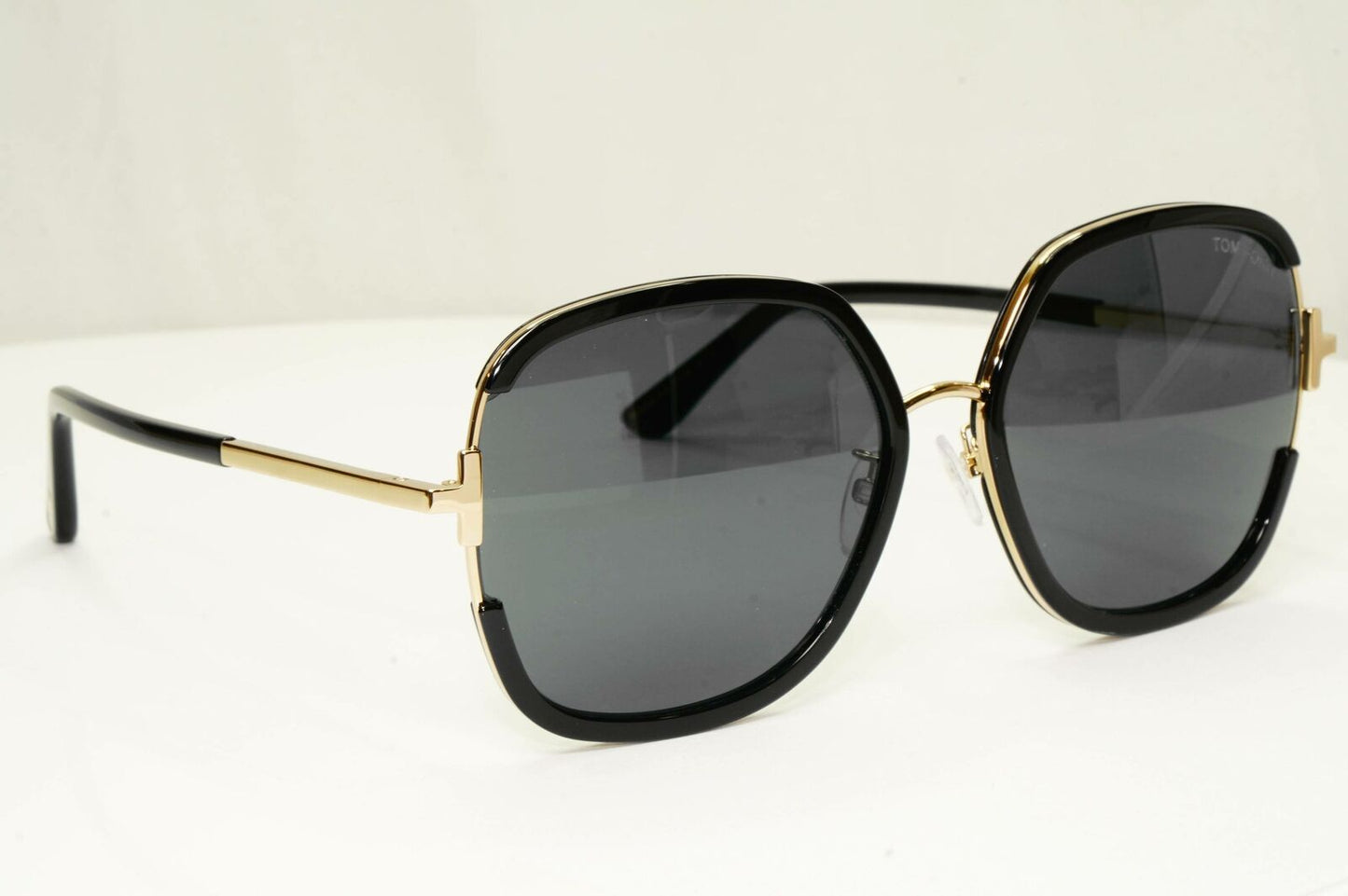 Authentic Tom Ford Womens Black Gold Oversized Large Sunglasses TF 809 K 01A