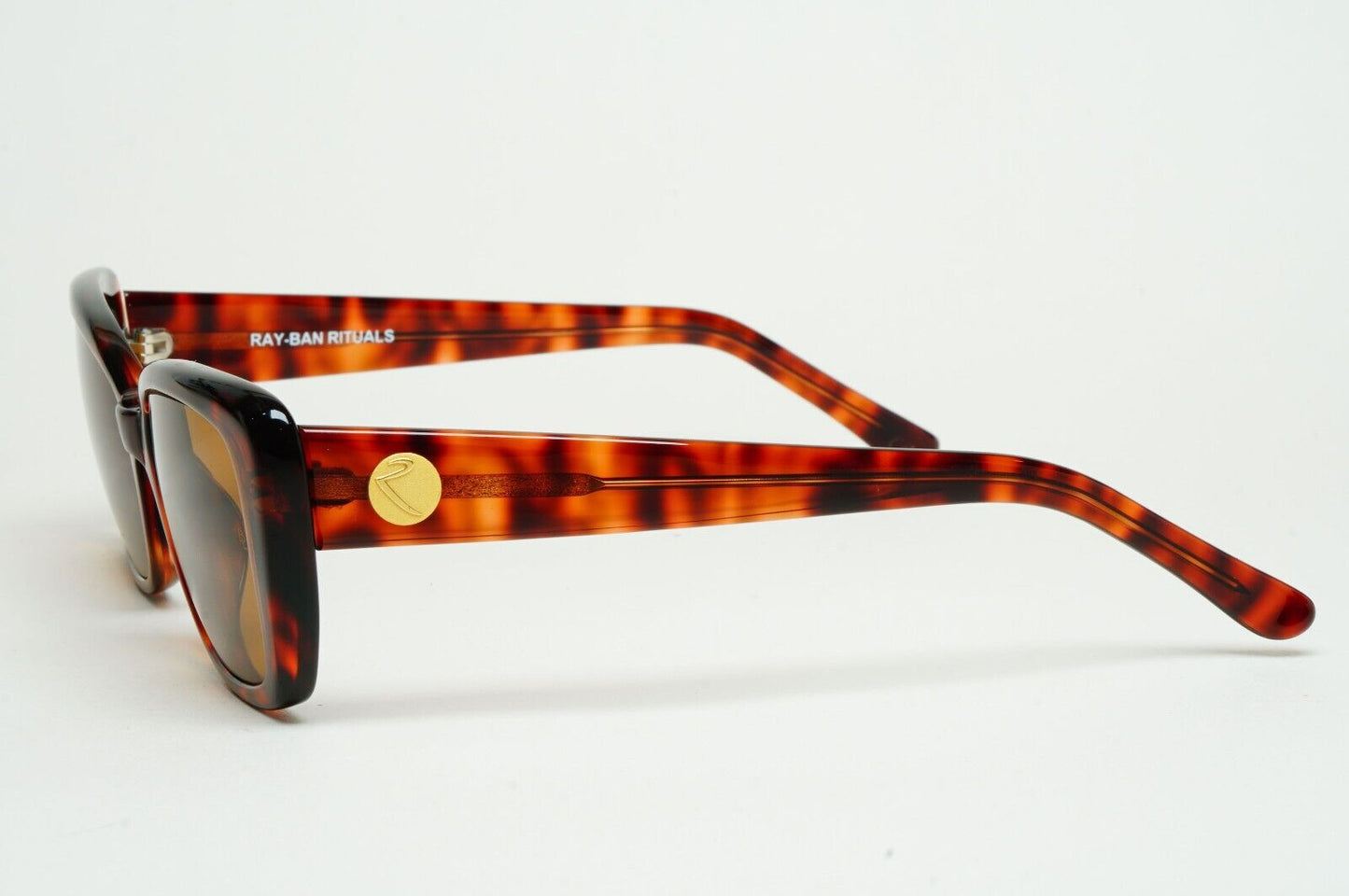 Ray-Ban Sunglasses 1997 Vintage Bausch Lomb Brown Tortoise W2531 Rituals 120125