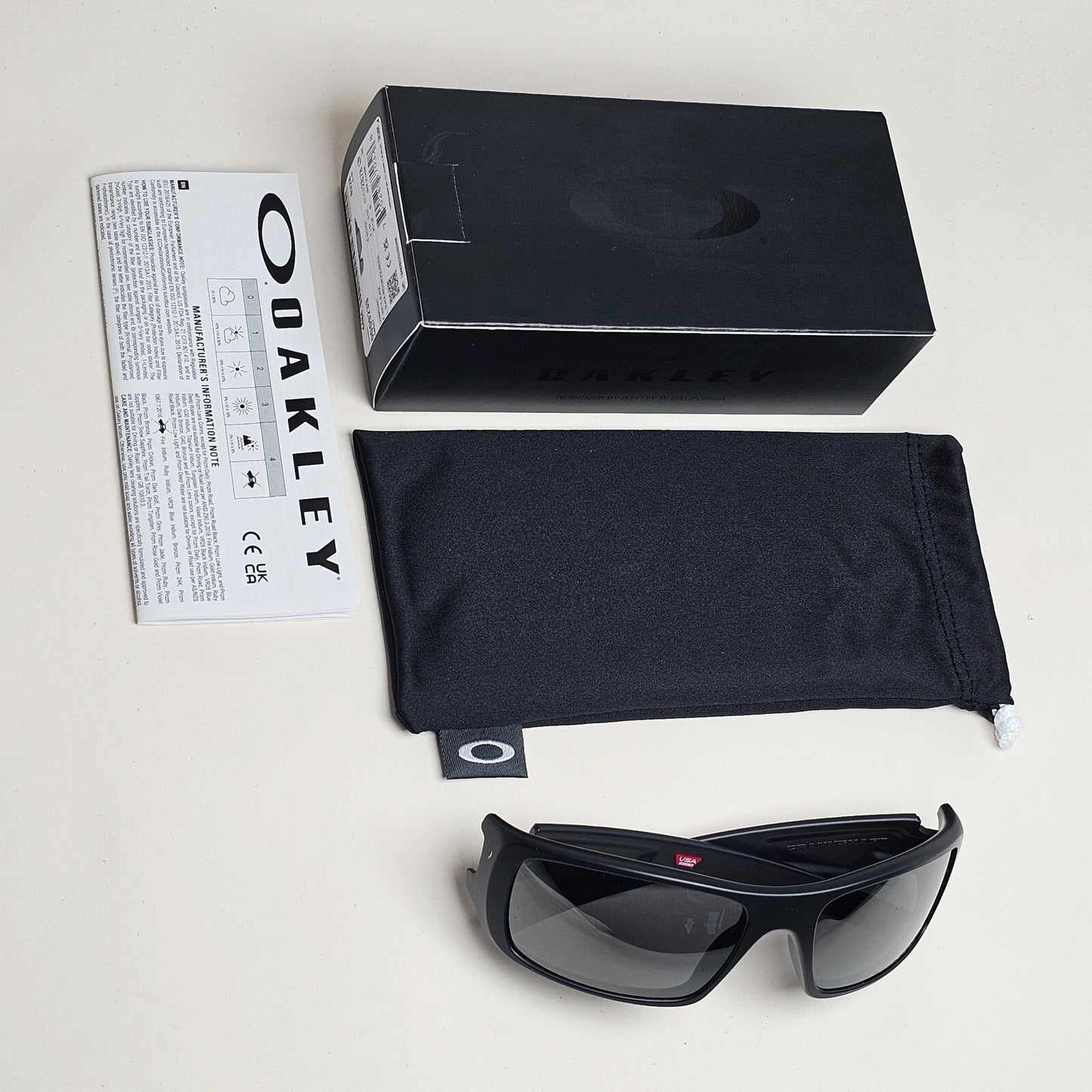 Oakley Sunglasses Polarized Crankshaft Black Matte Iridium Sport Wrap OO 9239 06