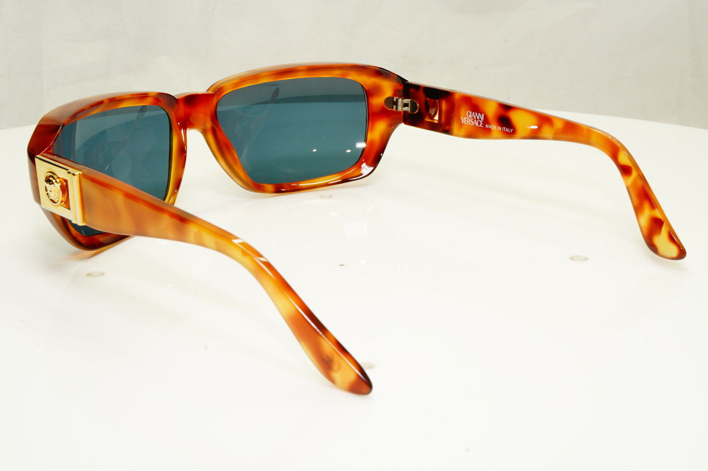 Gianni Versace 1996 Mens Vintage Brown Gold Medusa Sunglasses MOD 412/A COL 830