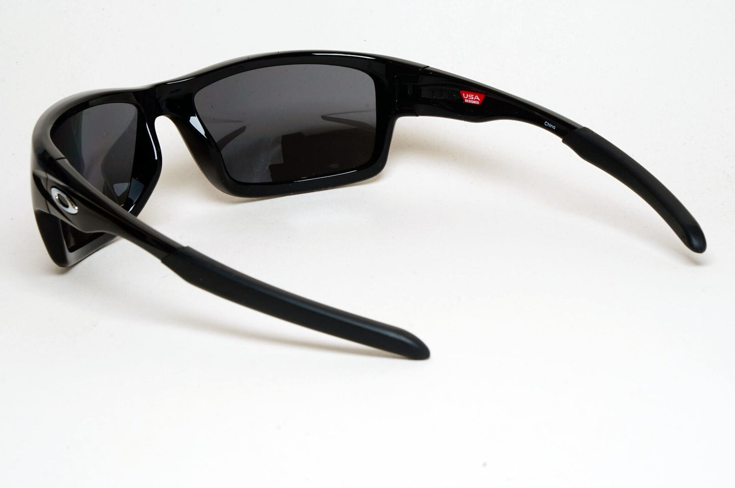 Oakley Sunglasses Polarized Canteen Black Polished Iridium Glossy OO 9225 01