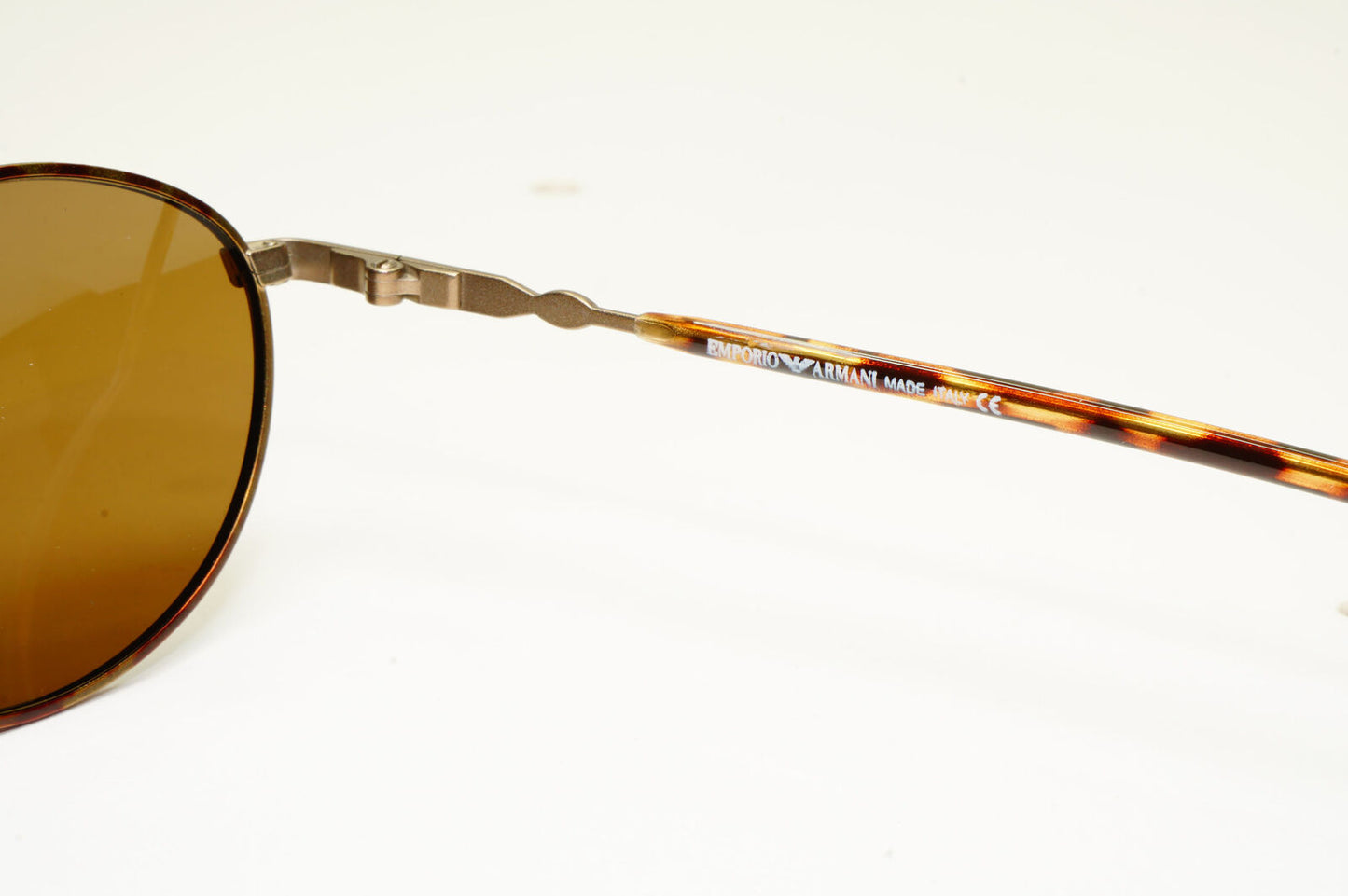 Emporio Armani 1997 Vintage Sunglasses Mens Womens Oval Brown Havana 069-S 1048