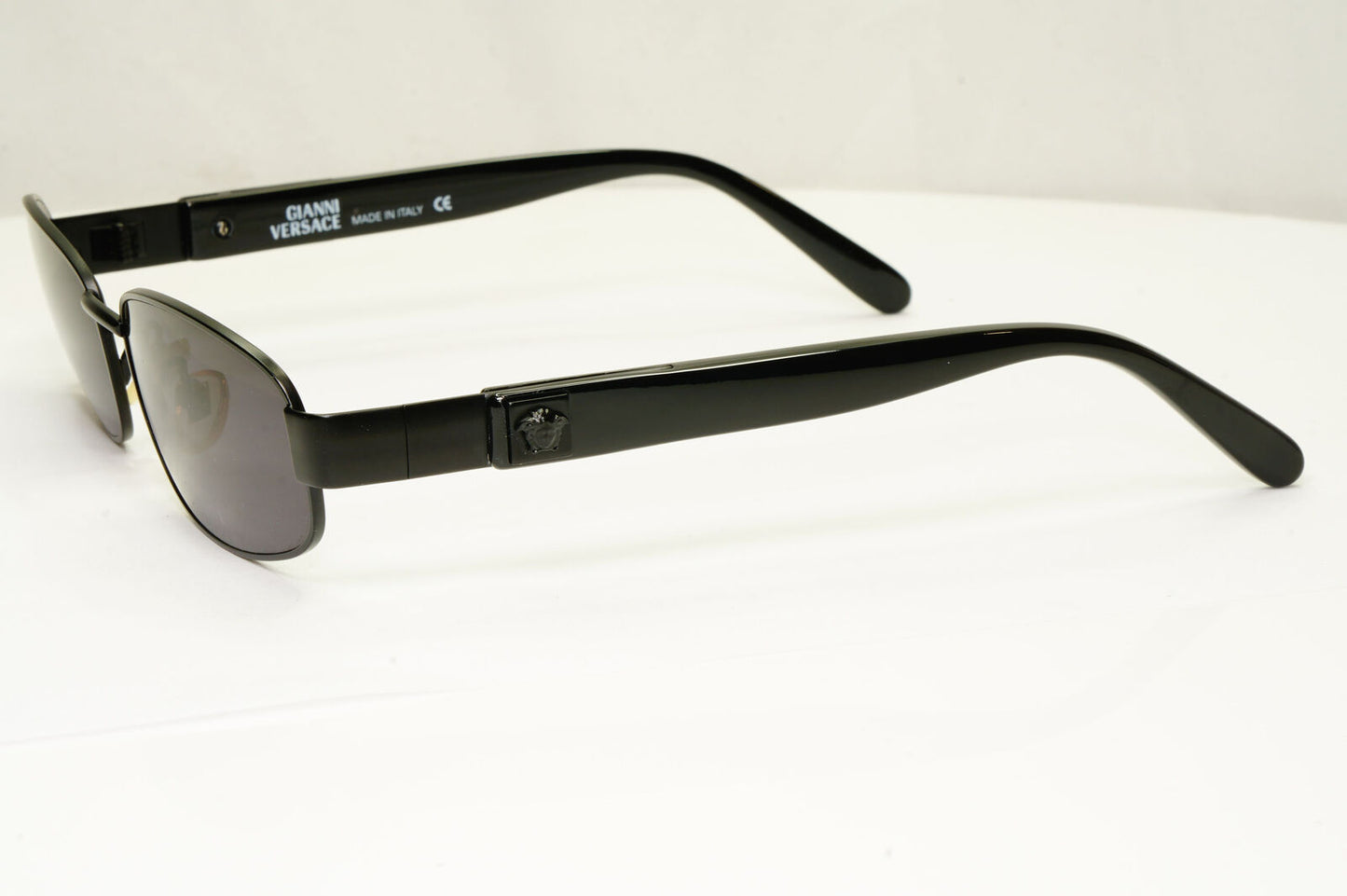 Gianni Versace 1996 Vintage Mens Metal Black Medusa Sunglasses MOD X19 COL 028