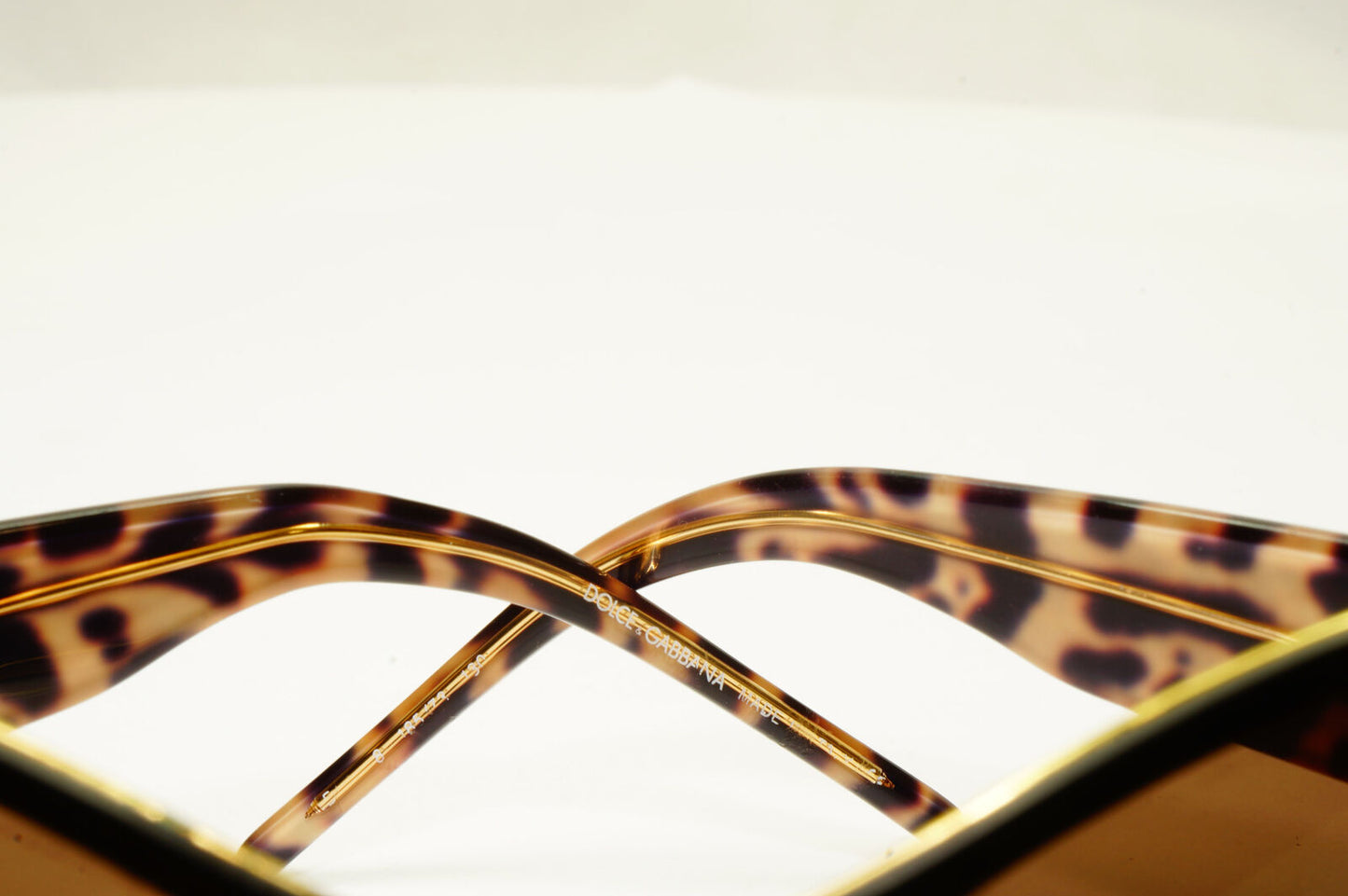 Authentic Dolce & Gabbana Womens Vintage Sunglasses Brown DG 2018 185/73 010122