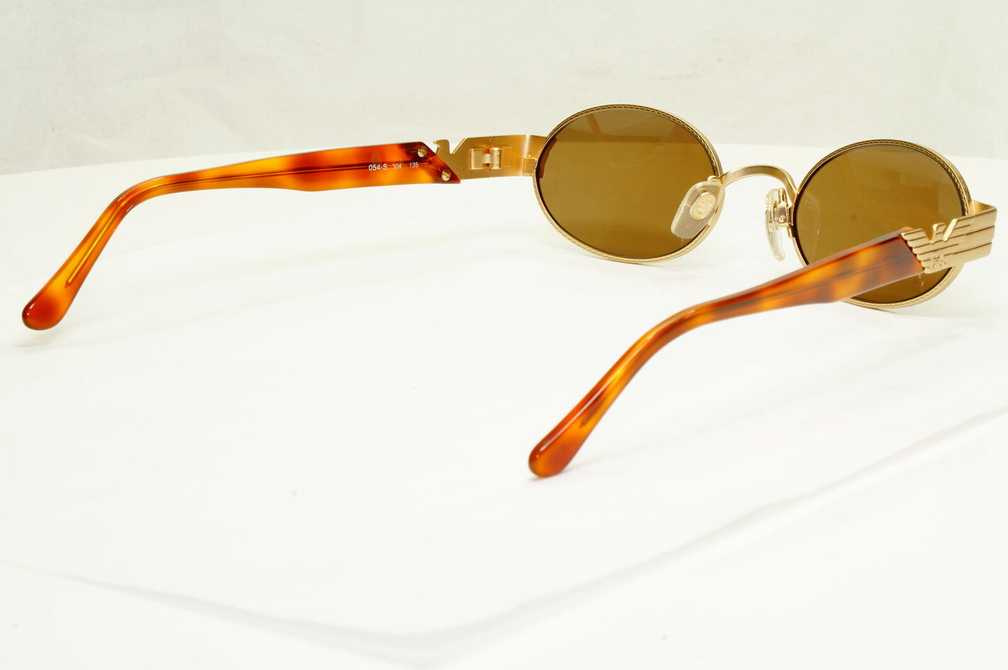 Emporio Armani 1997 Vintage Sunglasses Mens Womens Womens Gold Eagle 054 904