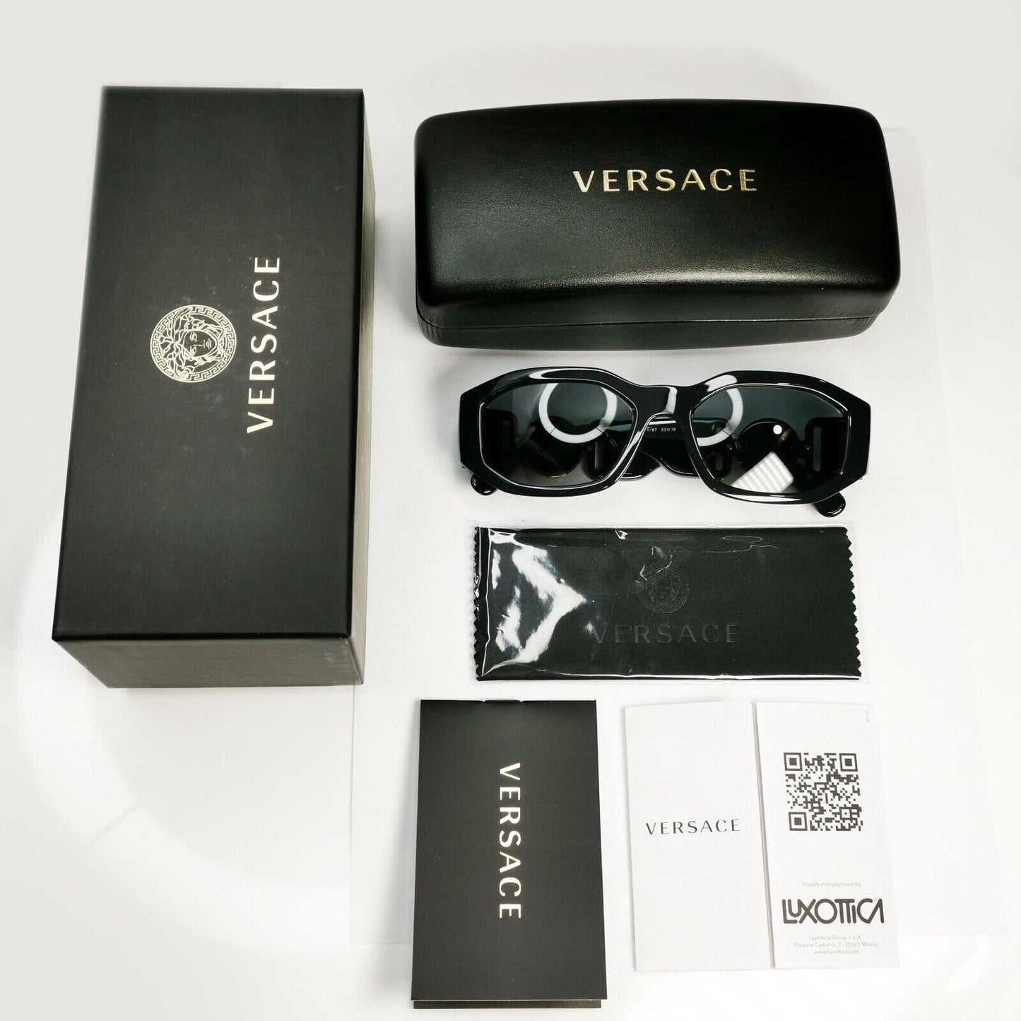 Versace Sunglasses Black Gold Medusa Square Retro Biggie MOD VE 4361 GB1/87