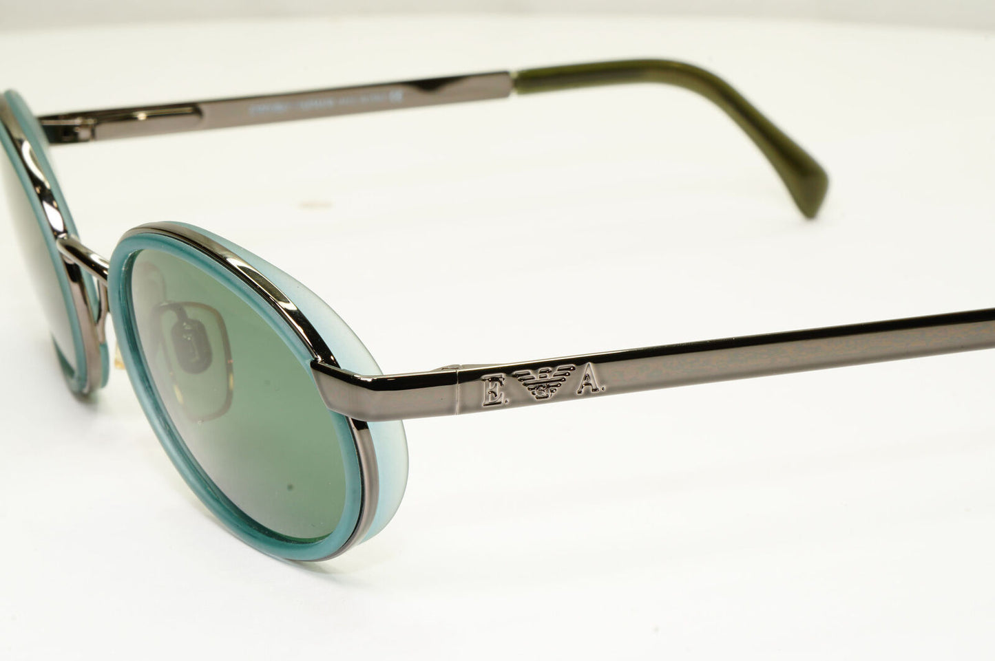 Emporio Armani 1997 Vintage Sunglasses Mens Womens Metal Green Oval 085-S 1109