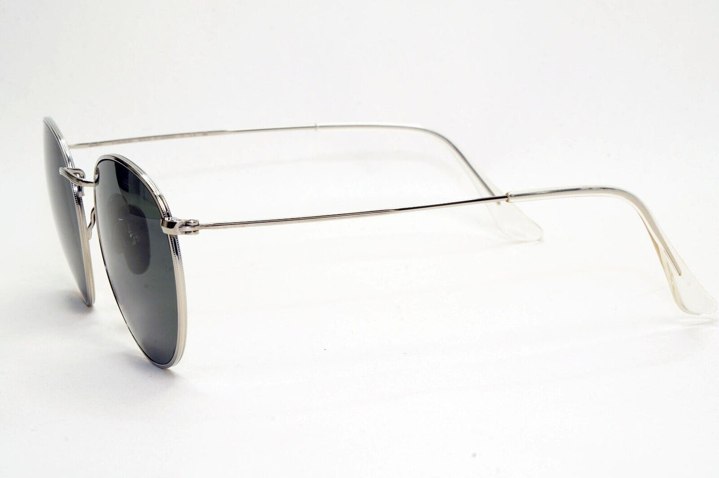 Ray-Ban Sunglasses Round Titanium Polarized Silver Black RB 8247 9209/48 50mm