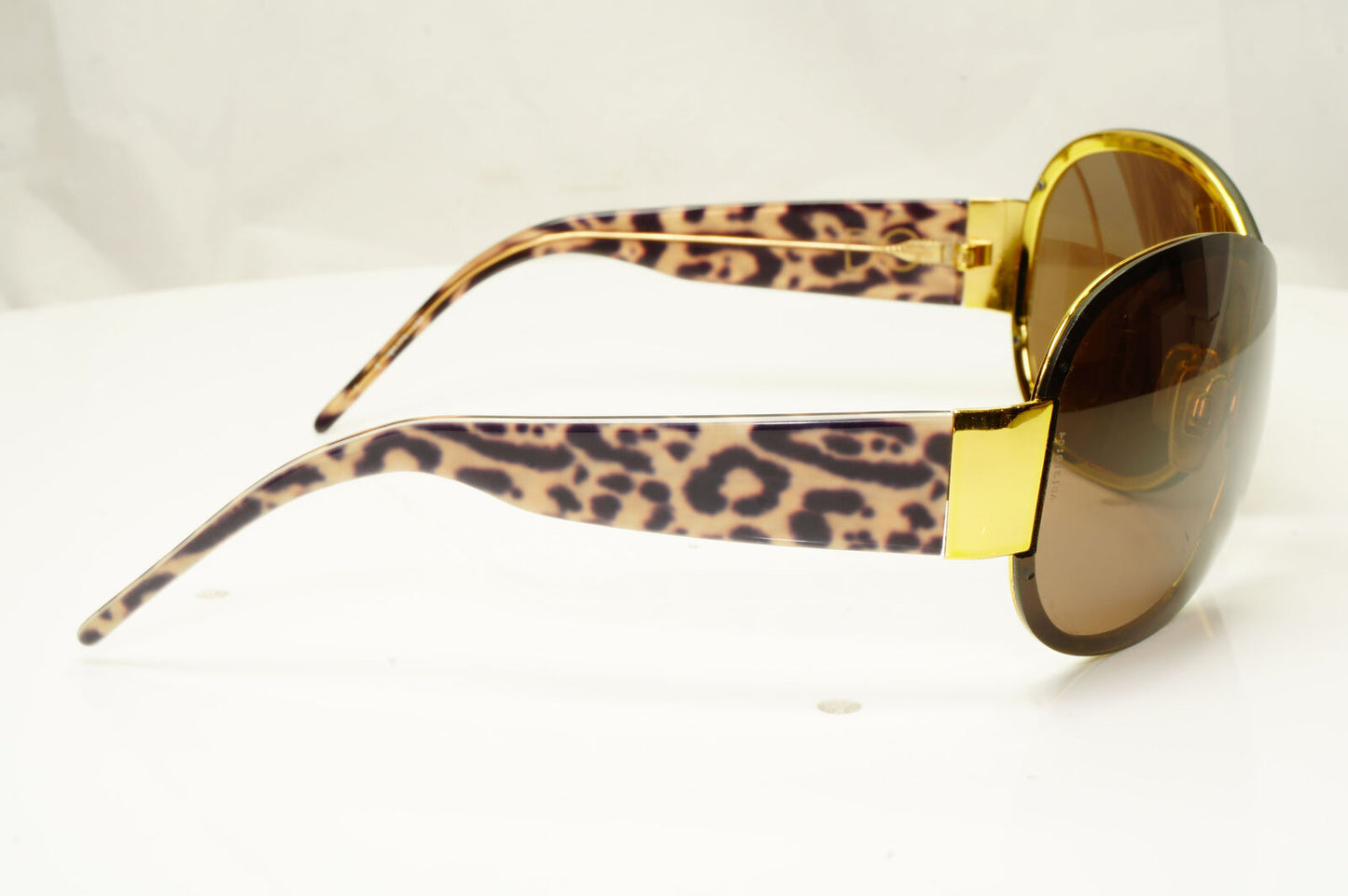 Authentic Dolce & Gabbana Womens Vintage Sunglasses Brown DG 2018 185/73 010122