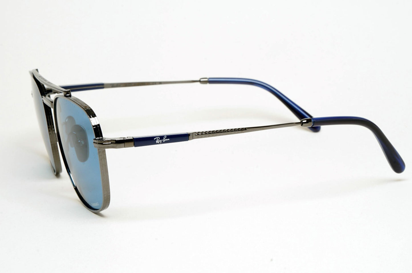 Ray-Ban Sunglasses Frank II Titanium Polarised Gunmetal Blue RB 8258 3142/S2 54m