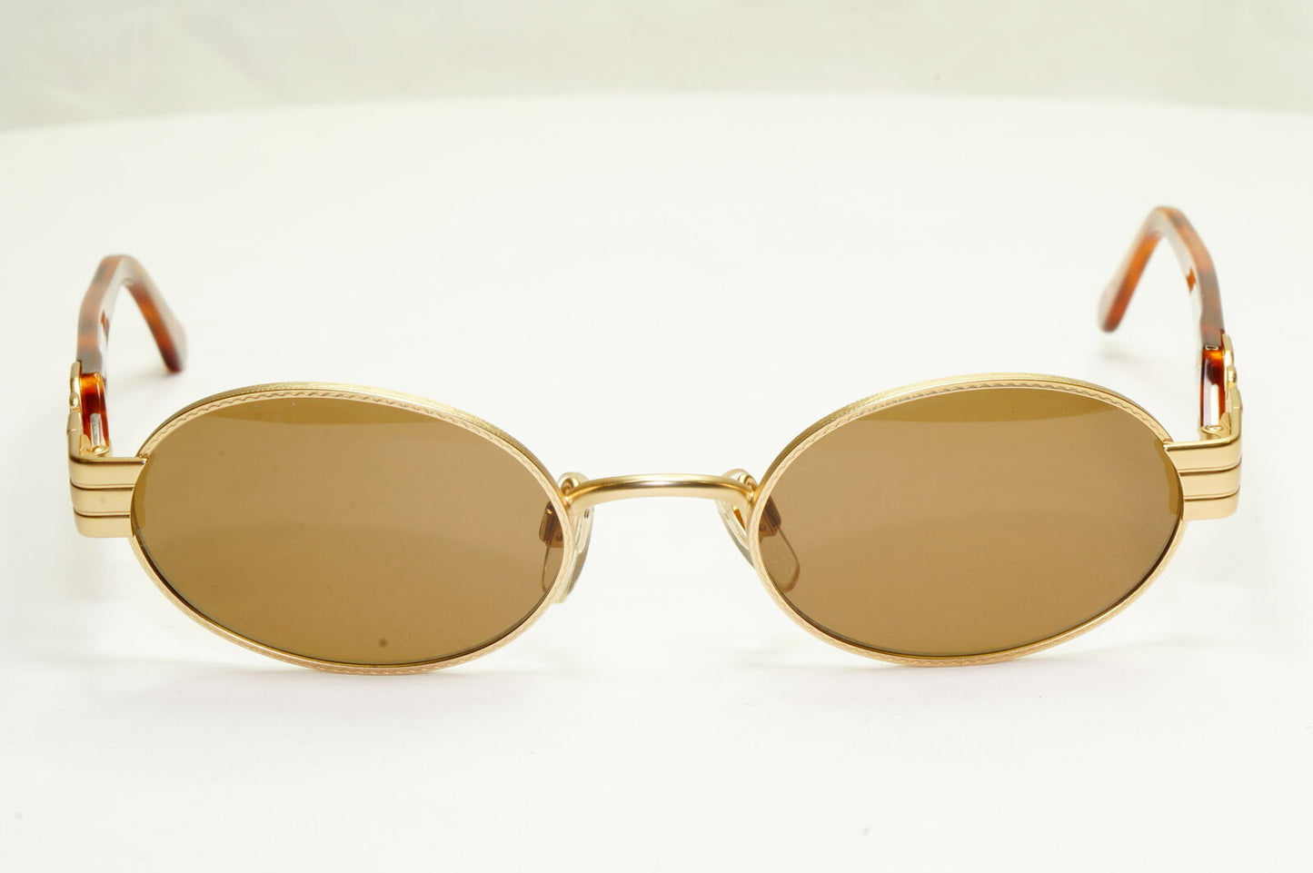 Emporio Armani 1997 Vintage Sunglasses Mens Womens Womens Gold Eagle 054 904