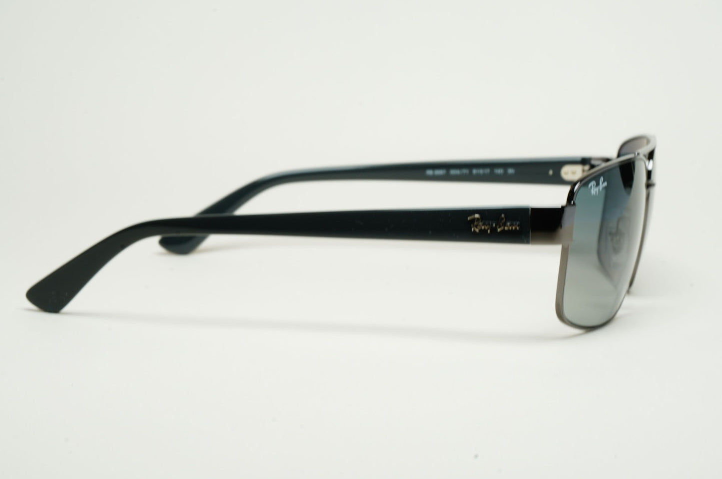 Ray-Ban Sunglasses Gunmetal Grey Square Pilot Navigator RB 3687 002/31 61mm