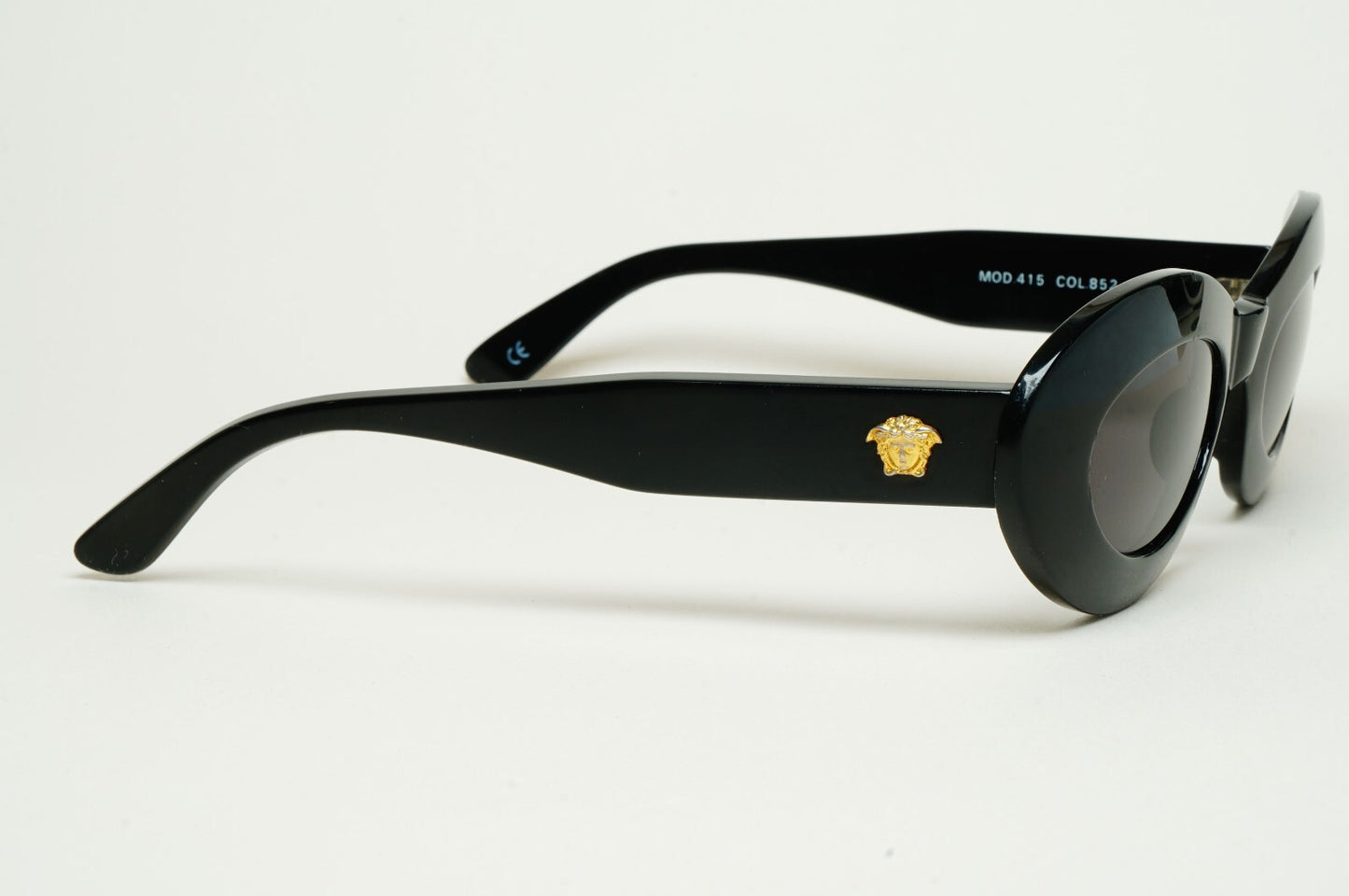Gianni Versace Sunglasses 1995 Vintage Black Oval Medusa MOD 415 COL 852 140325